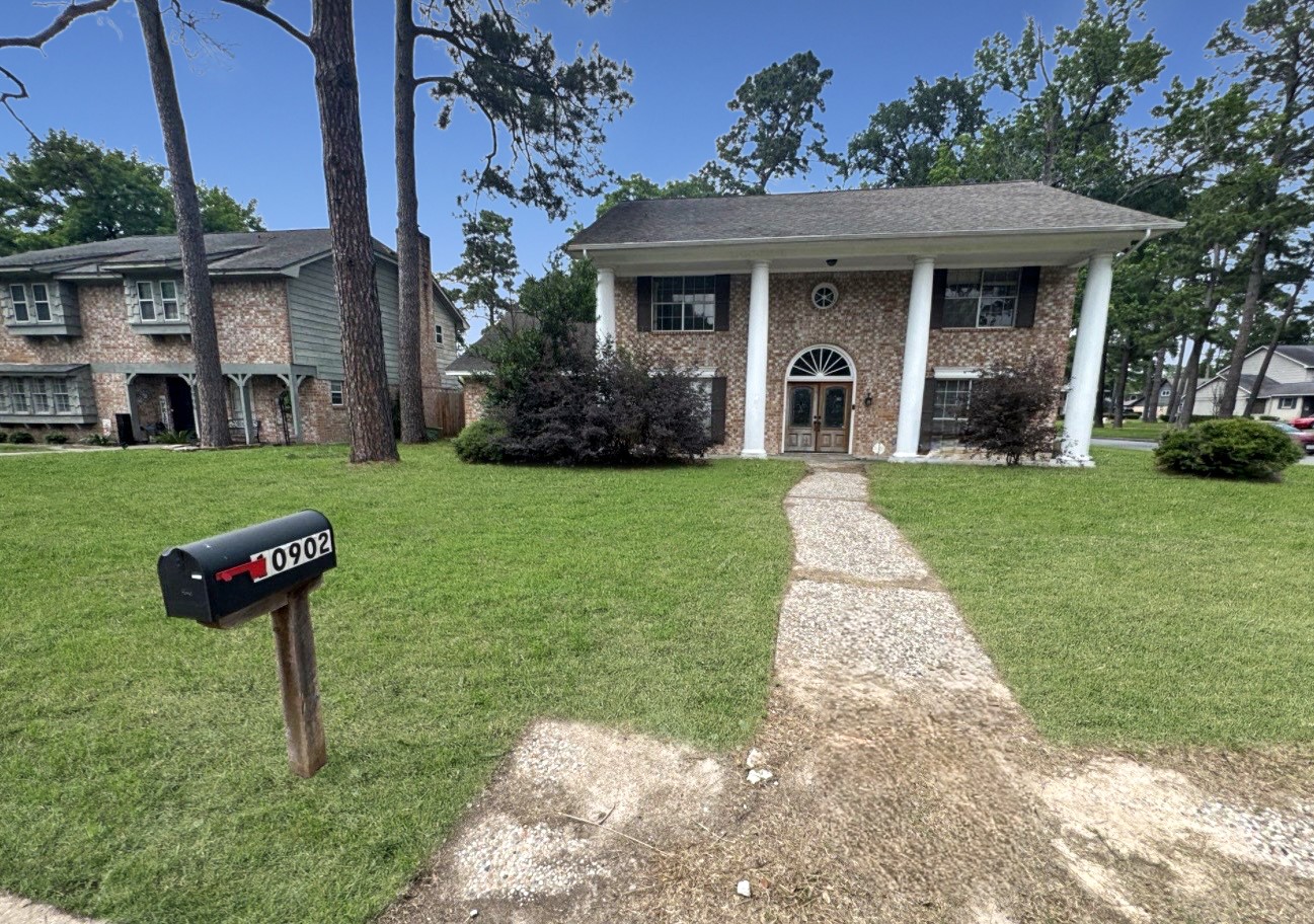 10902 Fawnview Drive Property Photo 1