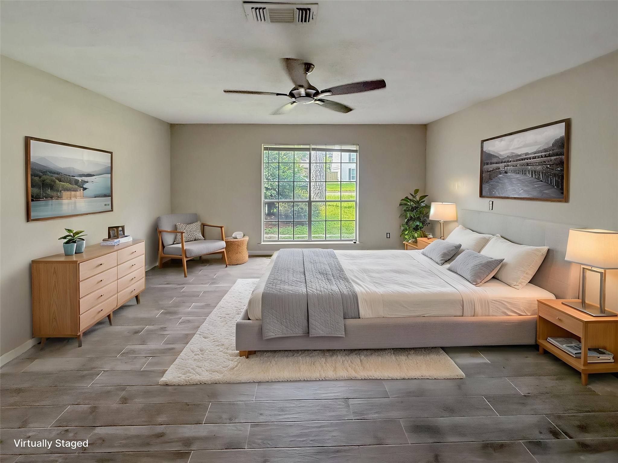 10902 Fawnview Drive Property Photo 4