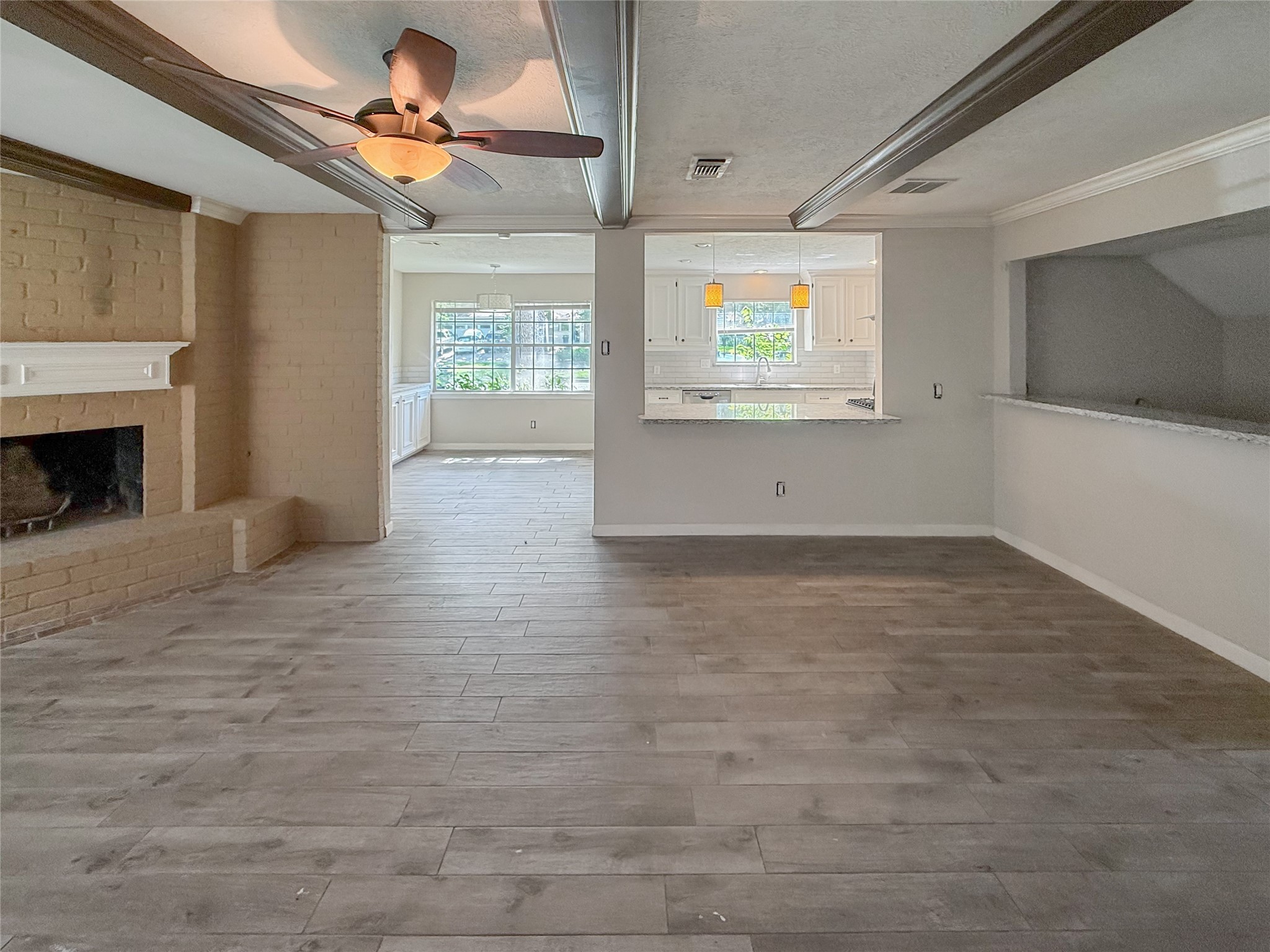 10902 Fawnview Drive Property Photo 5