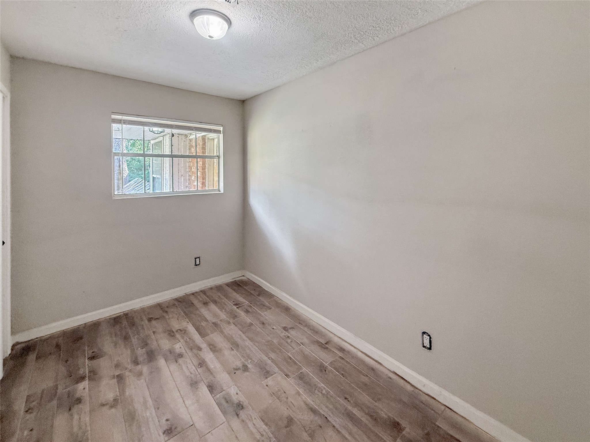 10902 Fawnview Drive Property Photo 13
