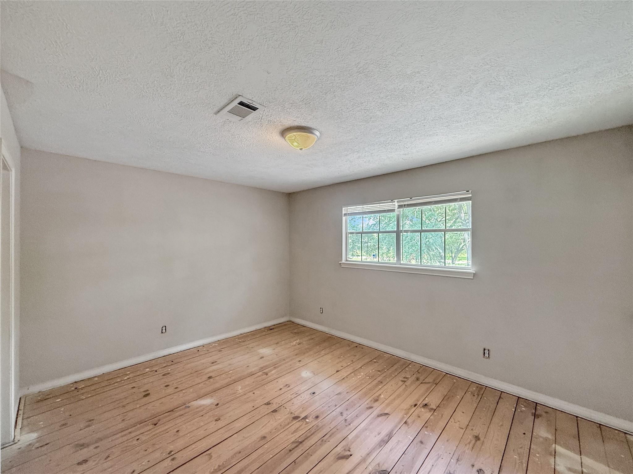 10902 Fawnview Drive Property Photo 23