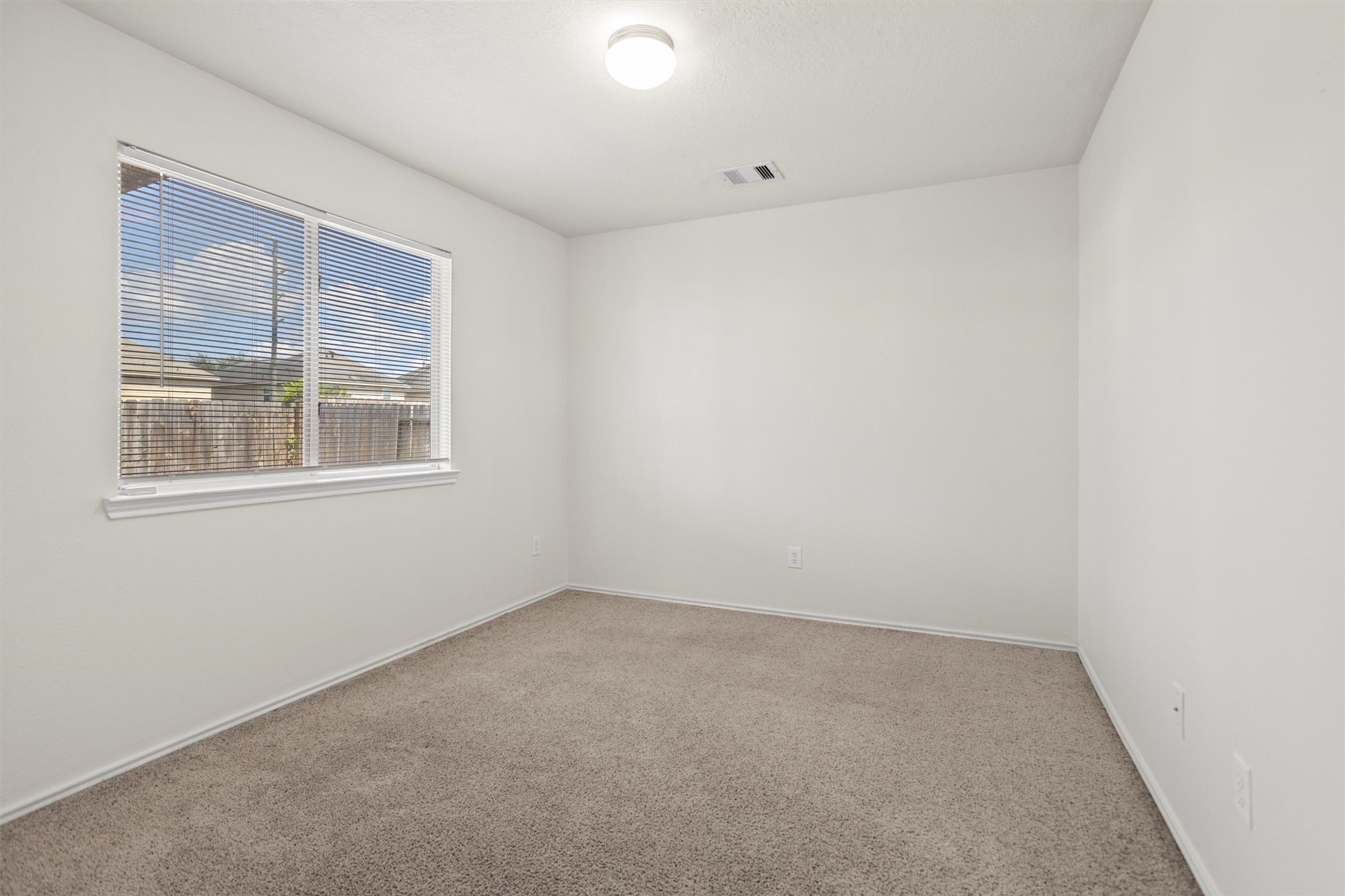 8923 Aurora Park Lane Property Photo 20