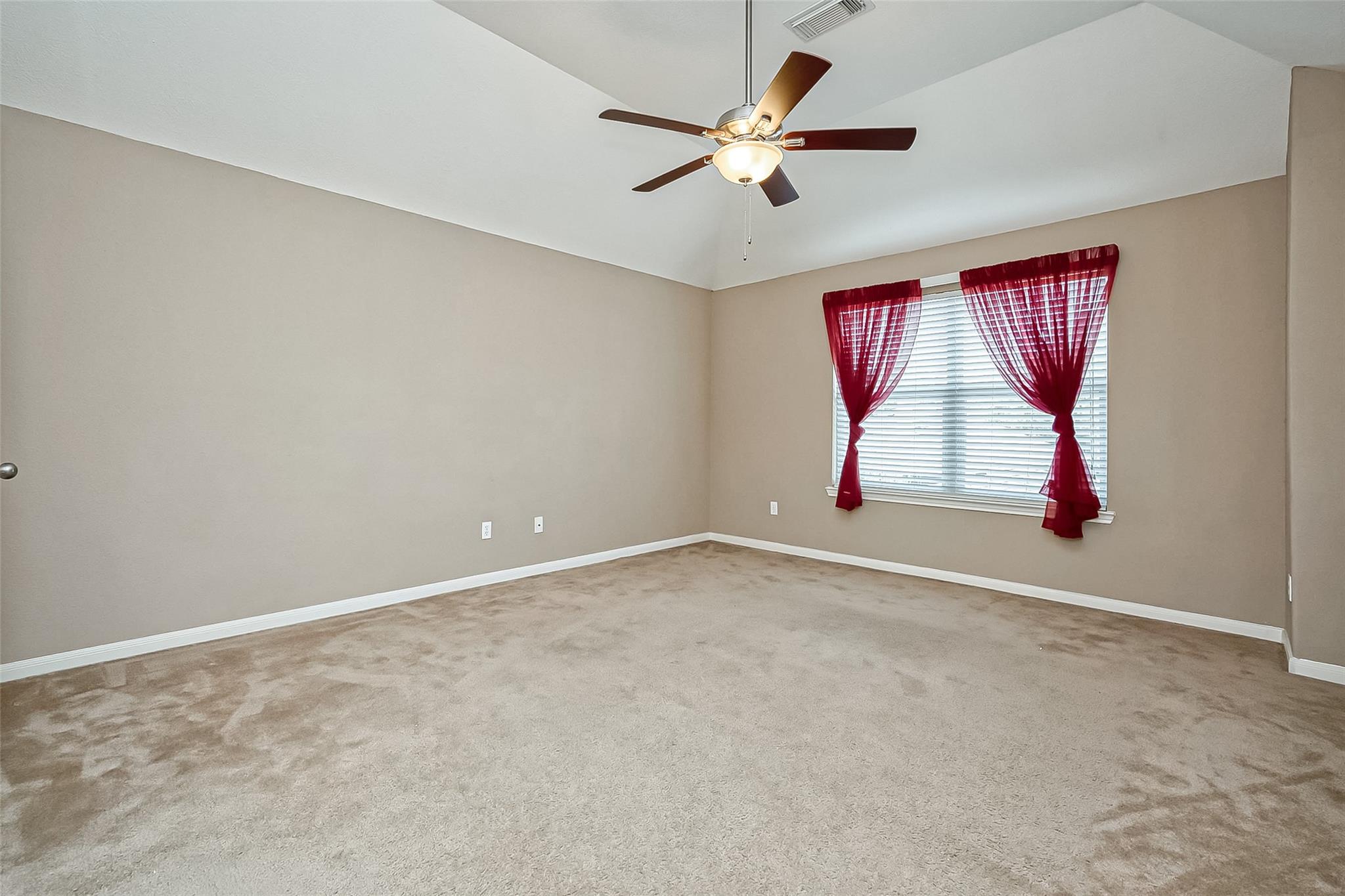 2218 Falcon Knoll Lane Property Photo 30
