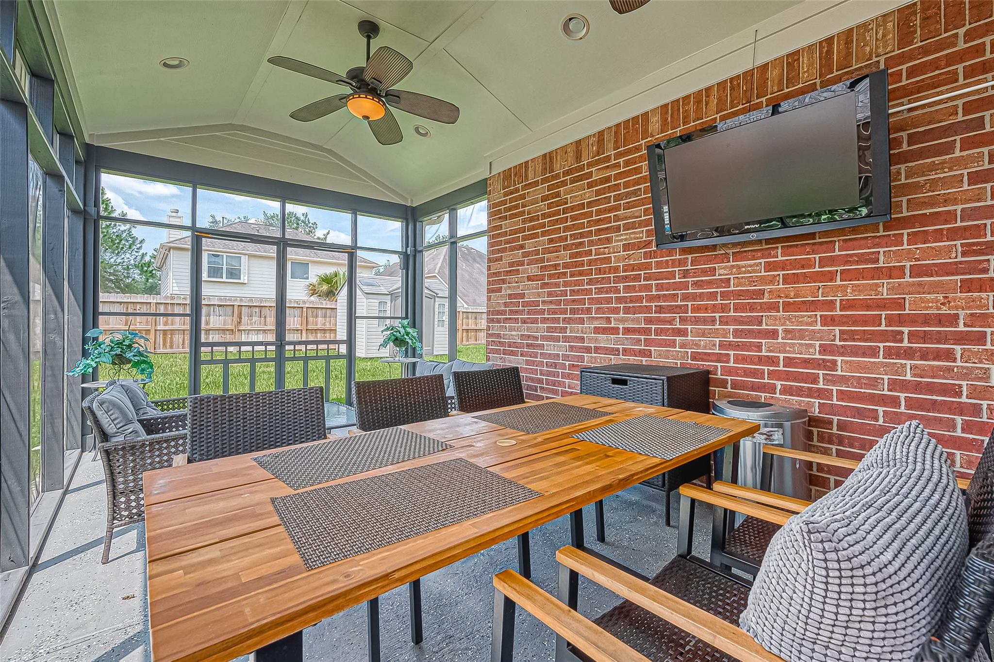 2218 Falcon Knoll Lane Property Photo 44