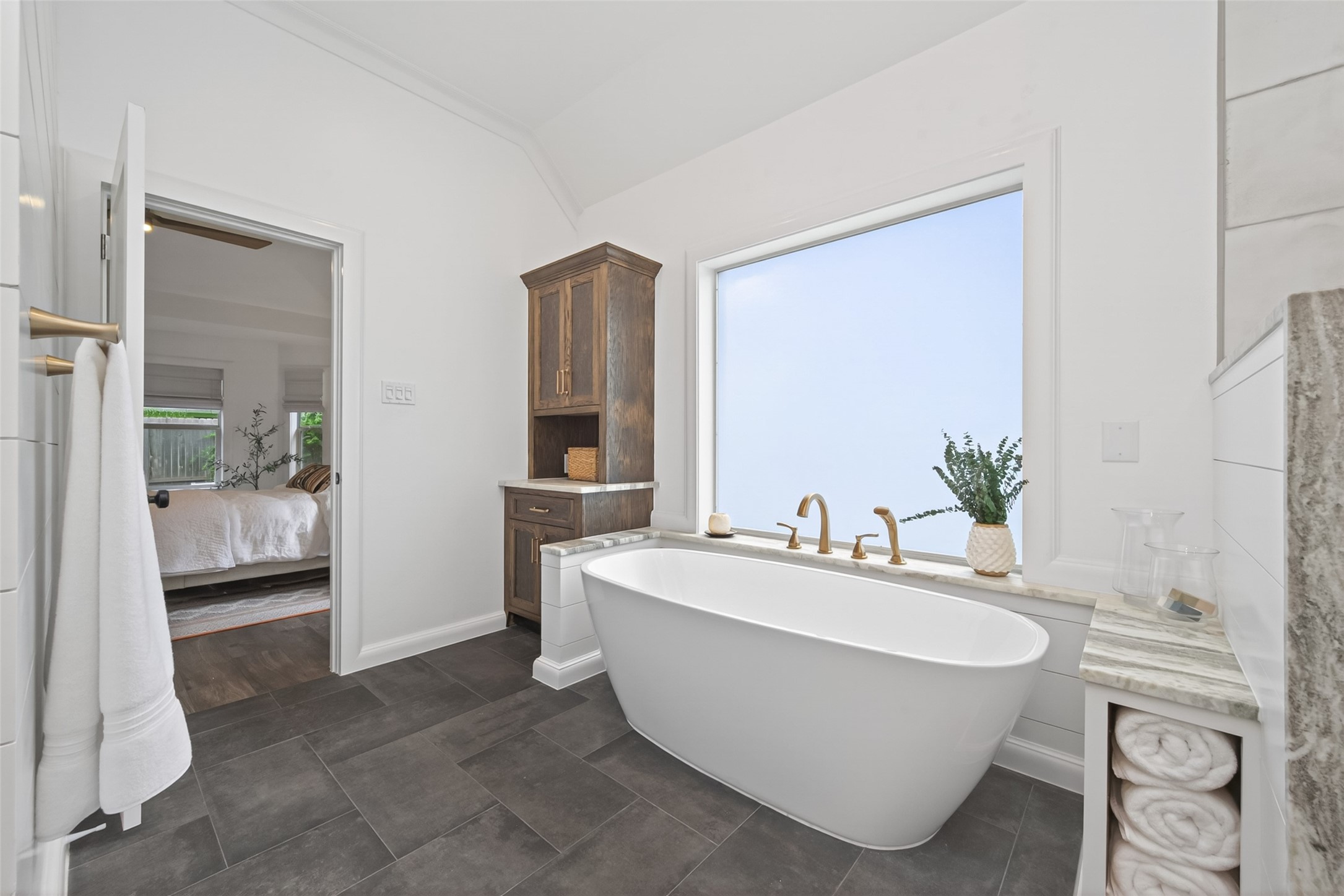 10 Belcarra Place Property Photo 36