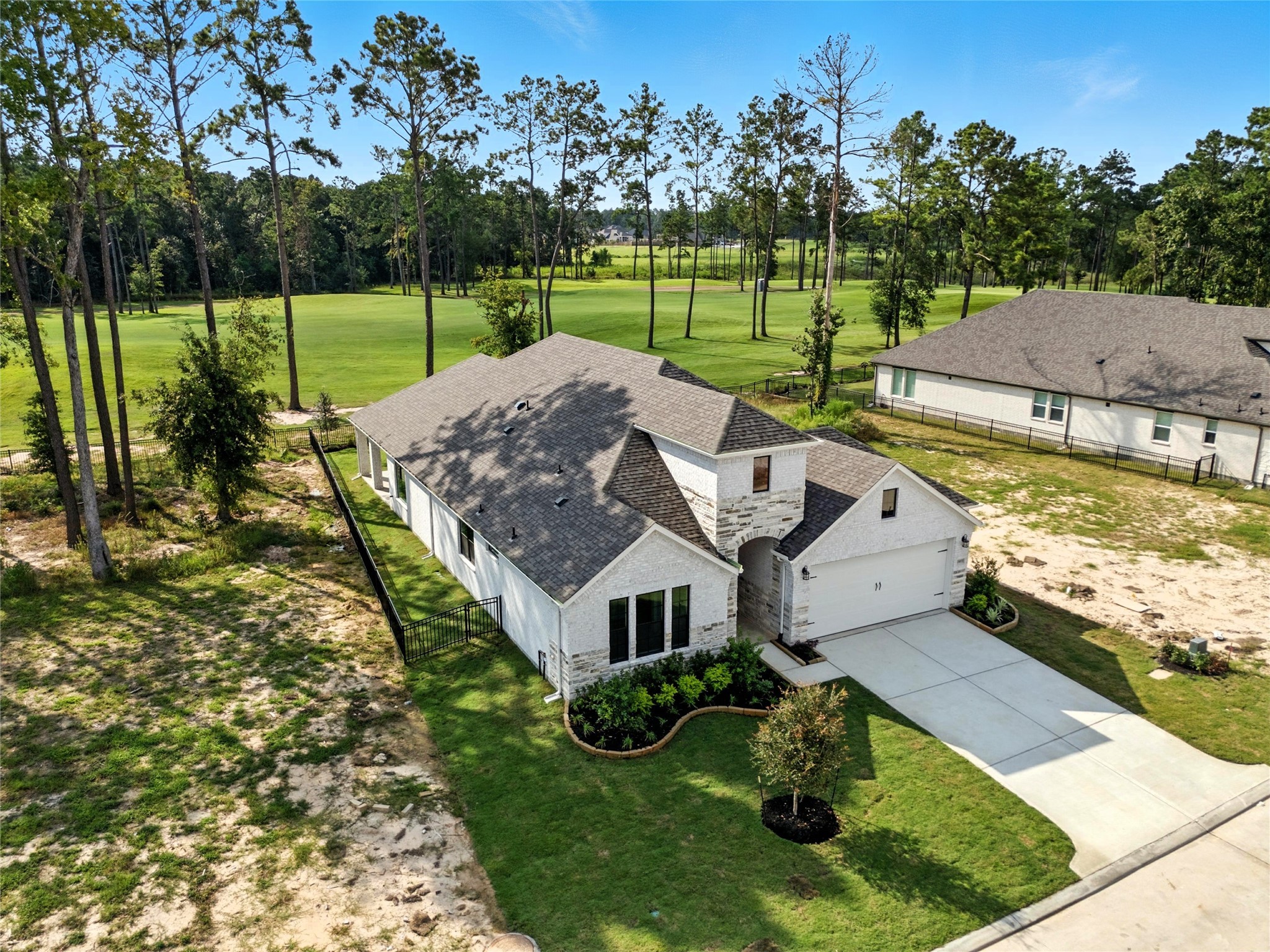 21853 Victory Green Way Property Photo 1