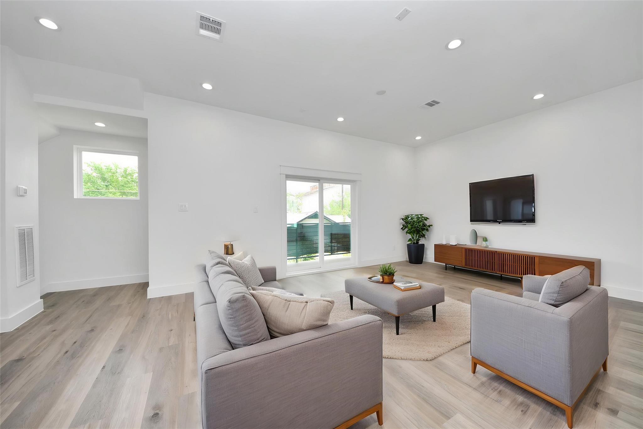 4608 Coke Street, Houston Tx 77020 Property Photo 2