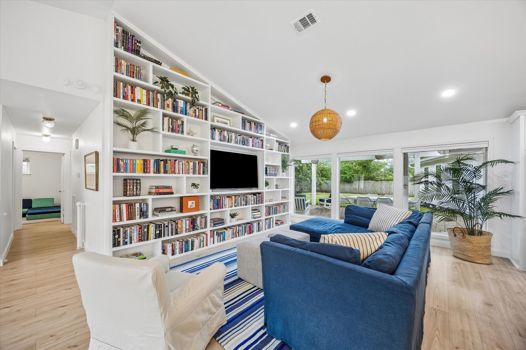 1031 Chamboard Lane Property Photo 7