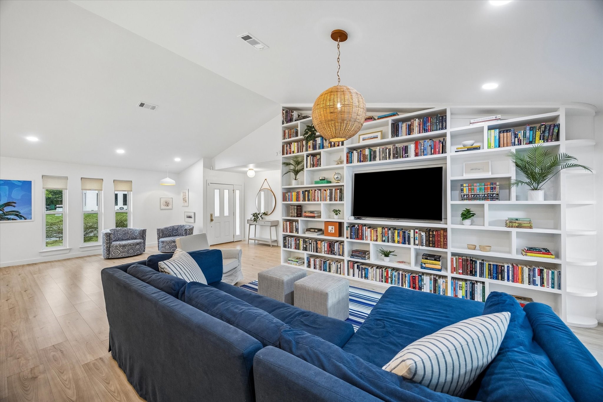 1031 Chamboard Lane Property Photo 8