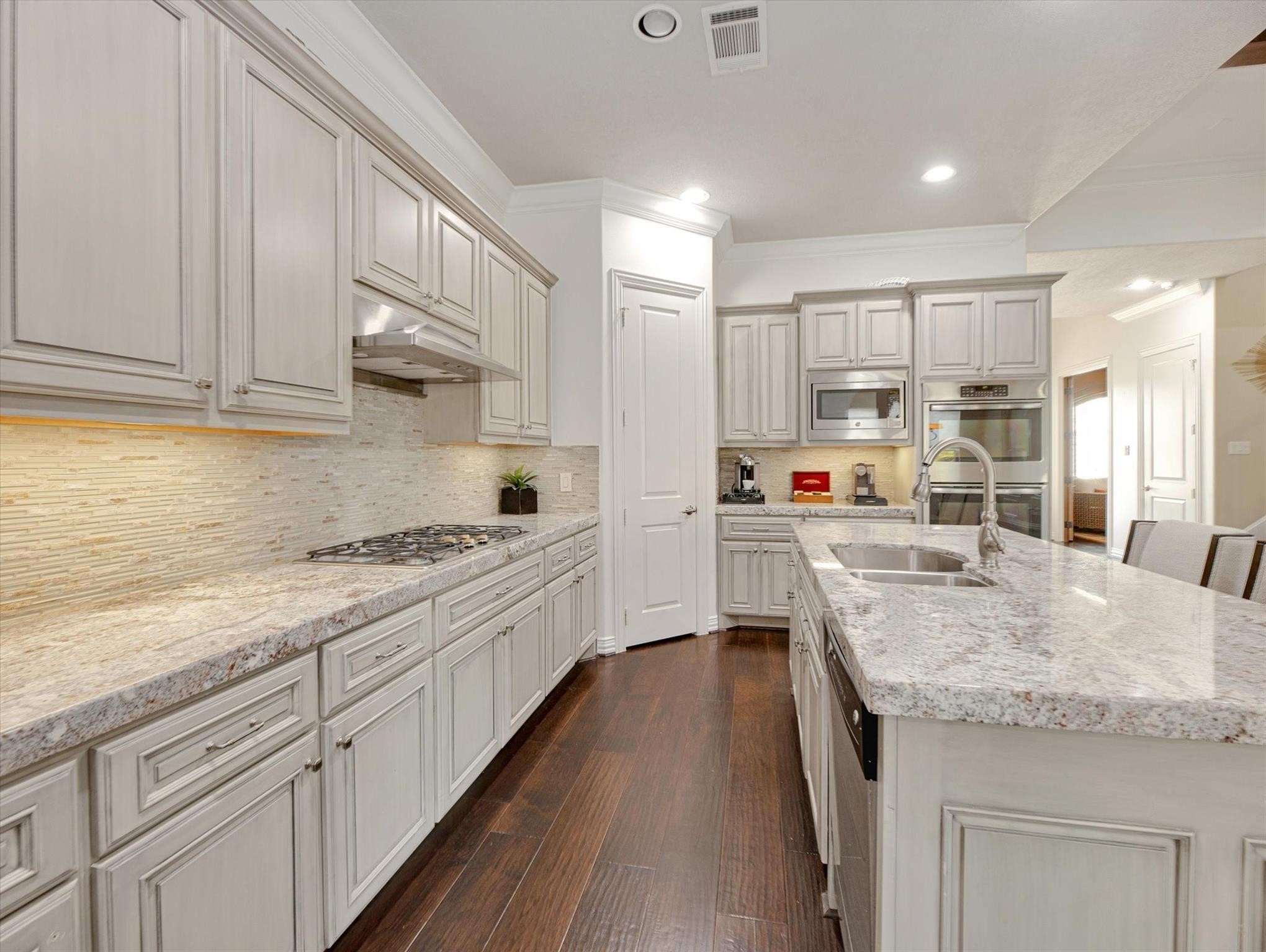2131 Camden Creek Lane Property Photo 13