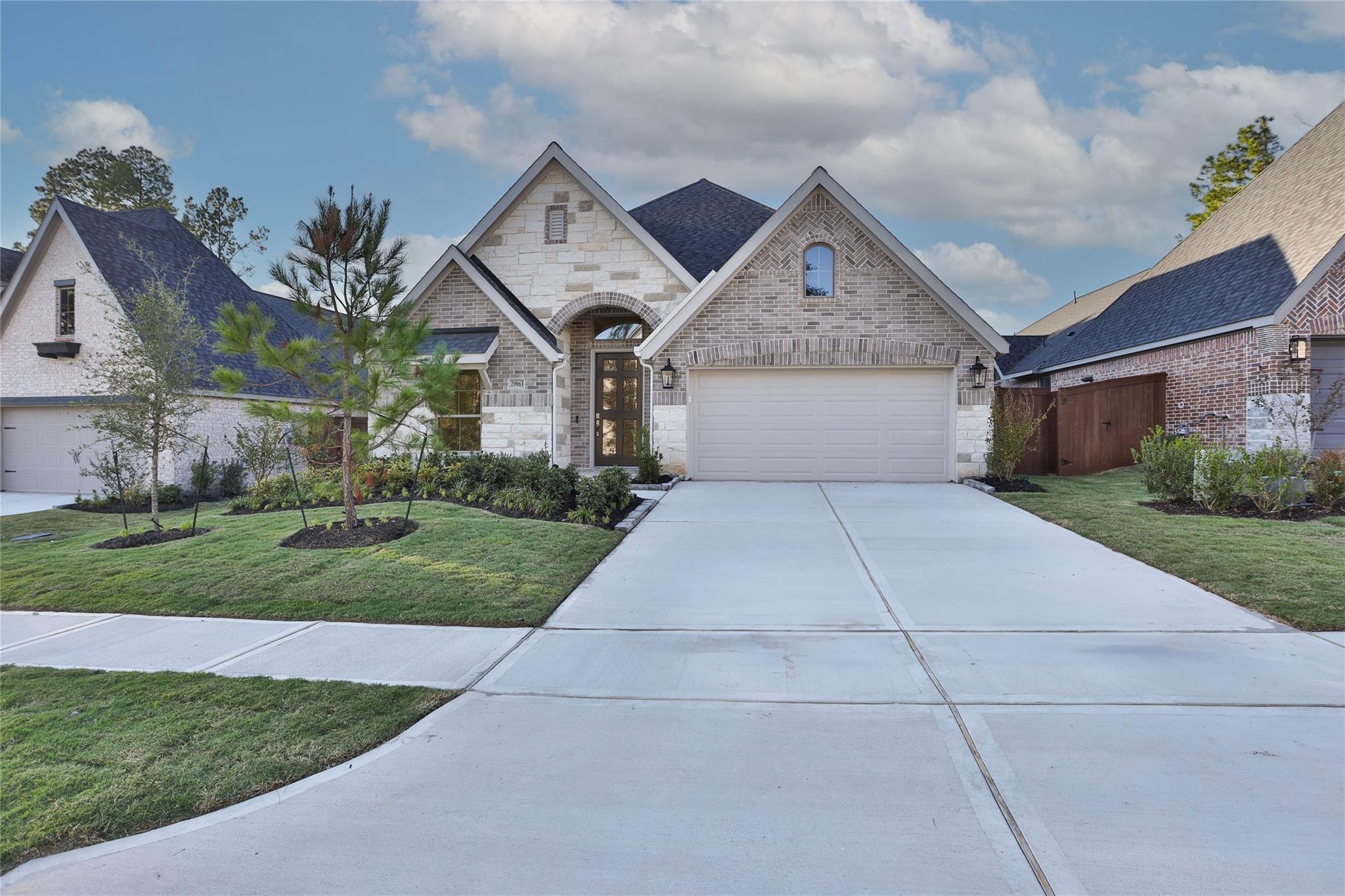 29863 Amber Brook Drive, Magnolia Tx 77354 Property Photo 2