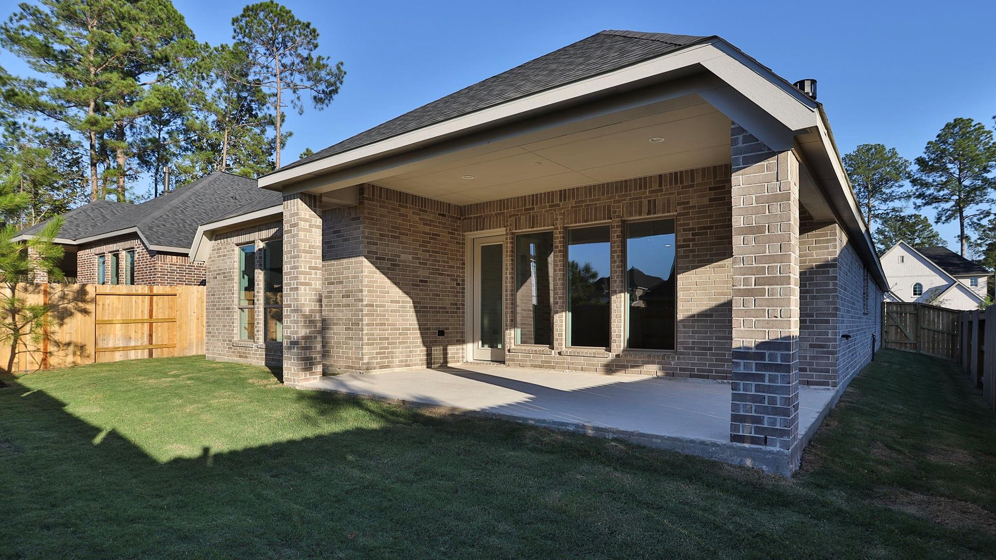 29863 Amber Brook Drive, Magnolia Tx 77354 Property Photo 25