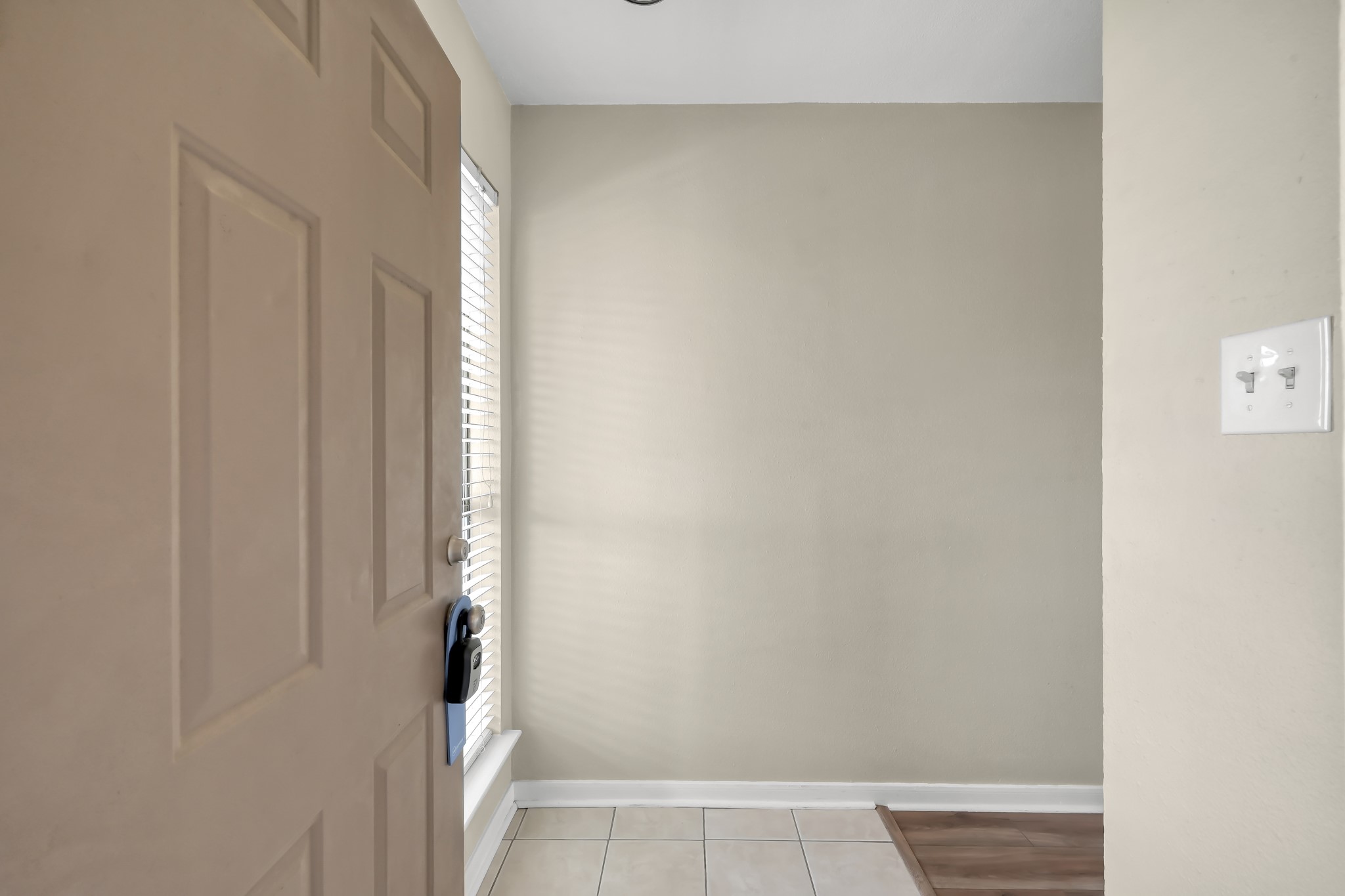301 Lakeview Terrace D Property Photo 8