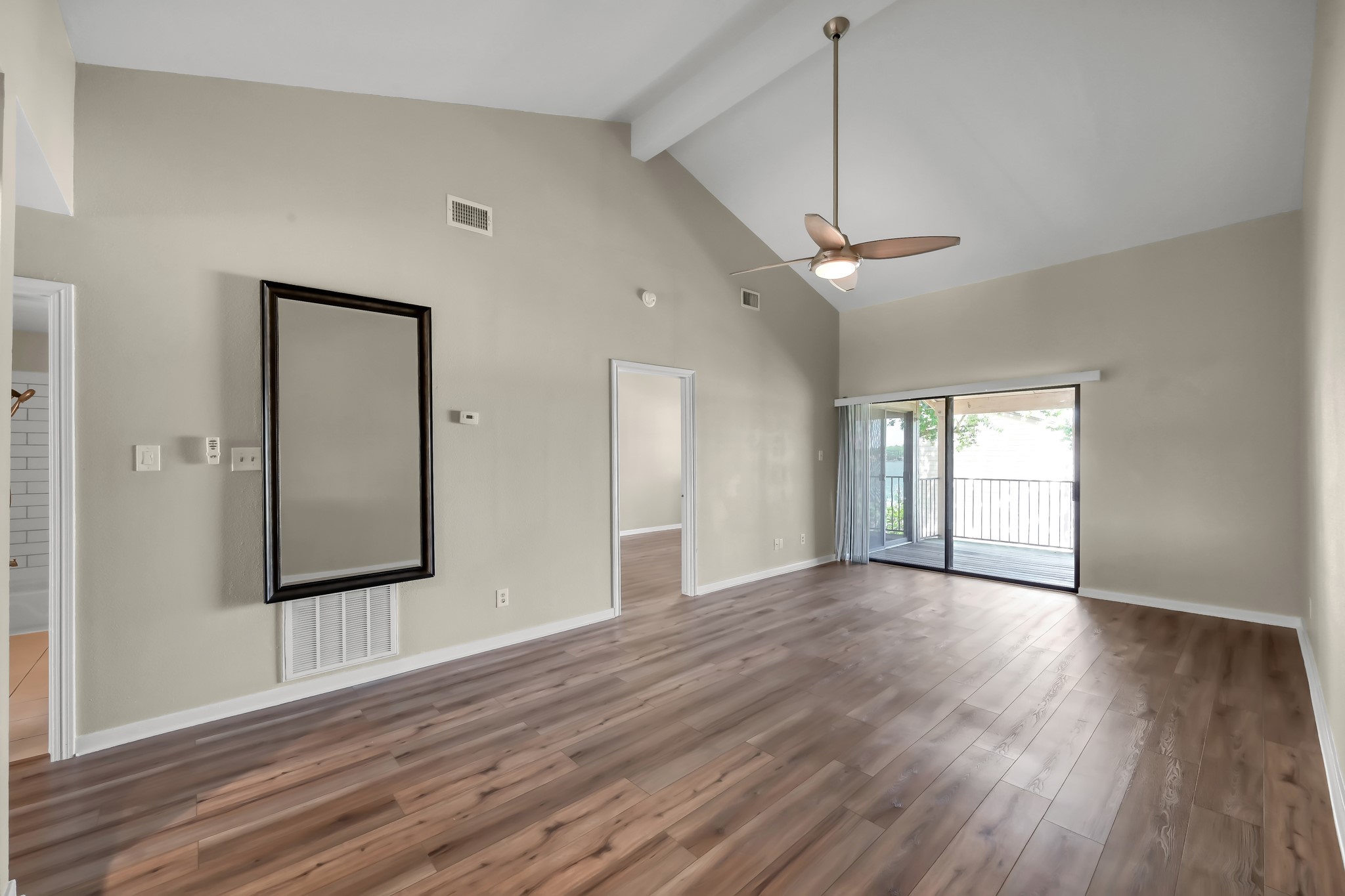 301 Lakeview Terrace D Property Photo 12