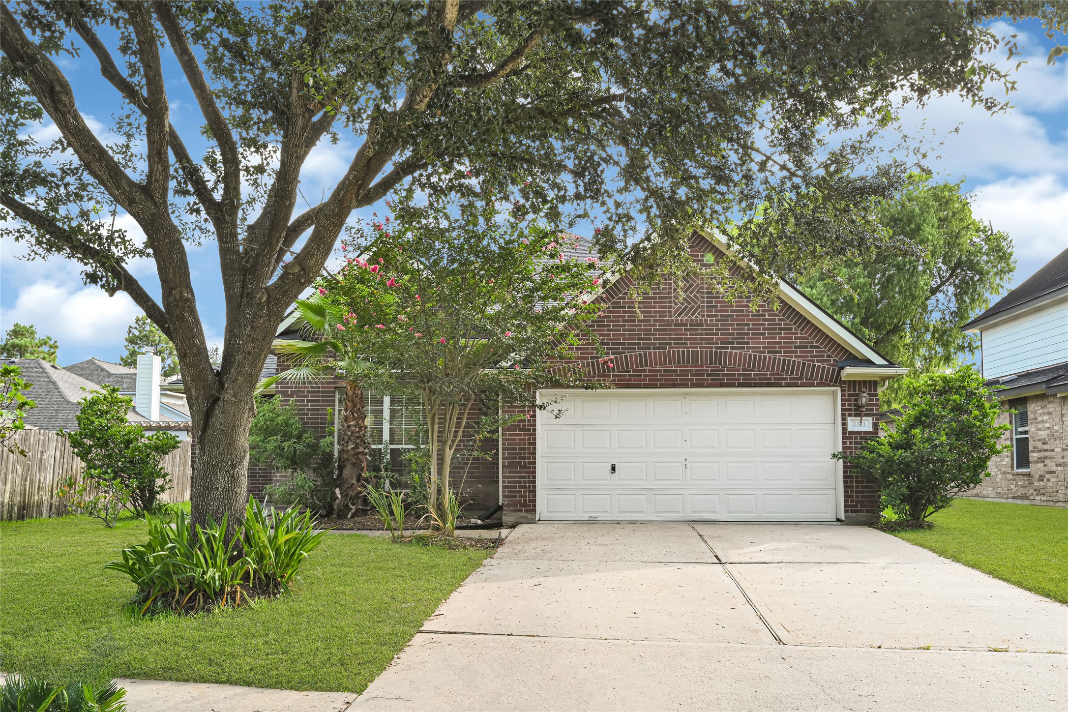 2311 Falcon Knoll Ln Property Photo 1