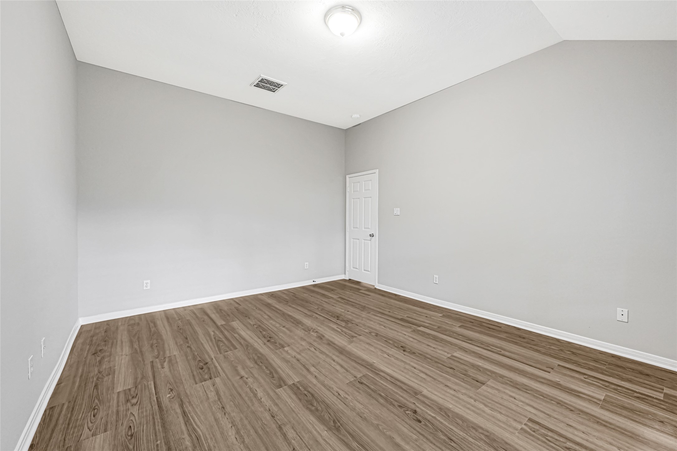 2311 Falcon Knoll Ln Property Photo 23