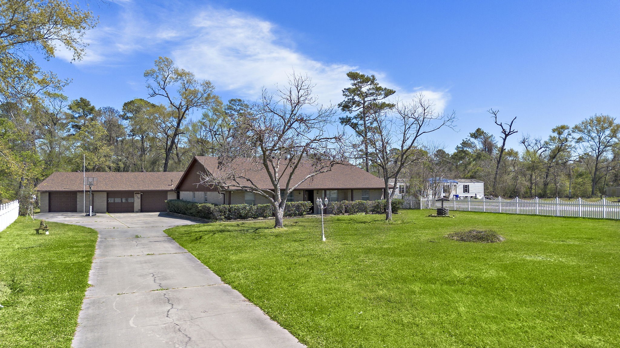 710 Woodland Street Property Photo