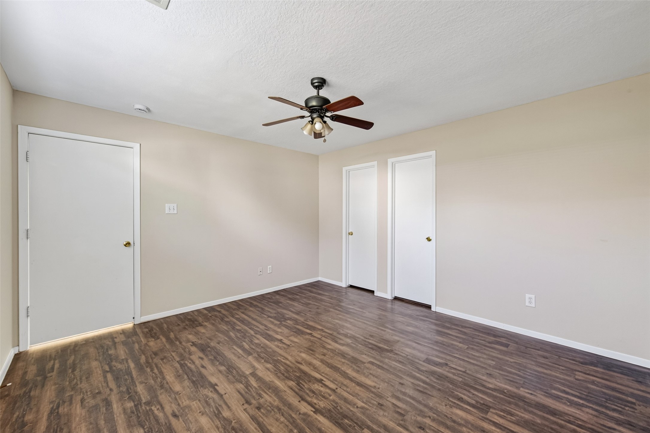6309 Settlers Square Lane Property Photo 40