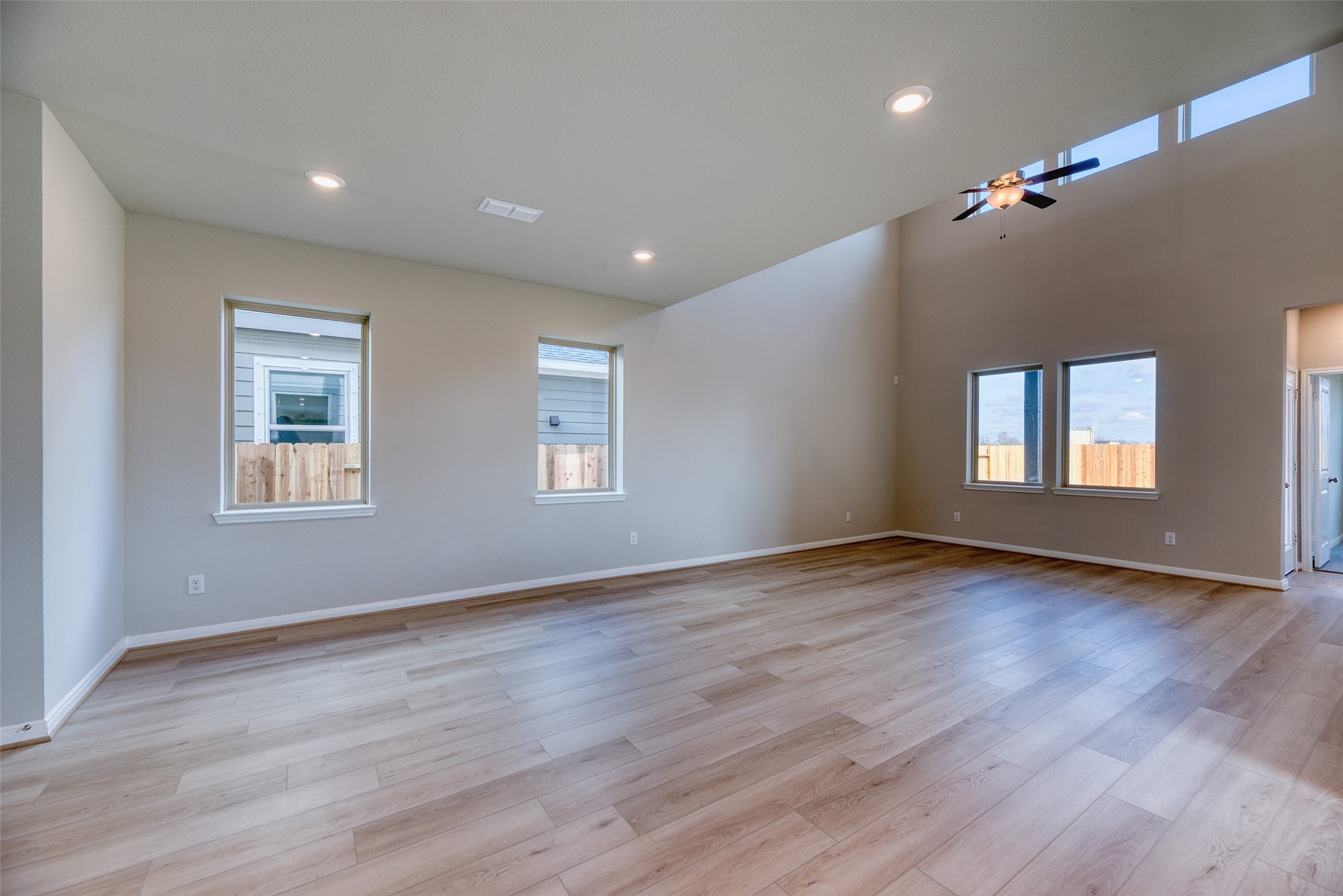 21123 Autumn Heights Drive Property Photo 11