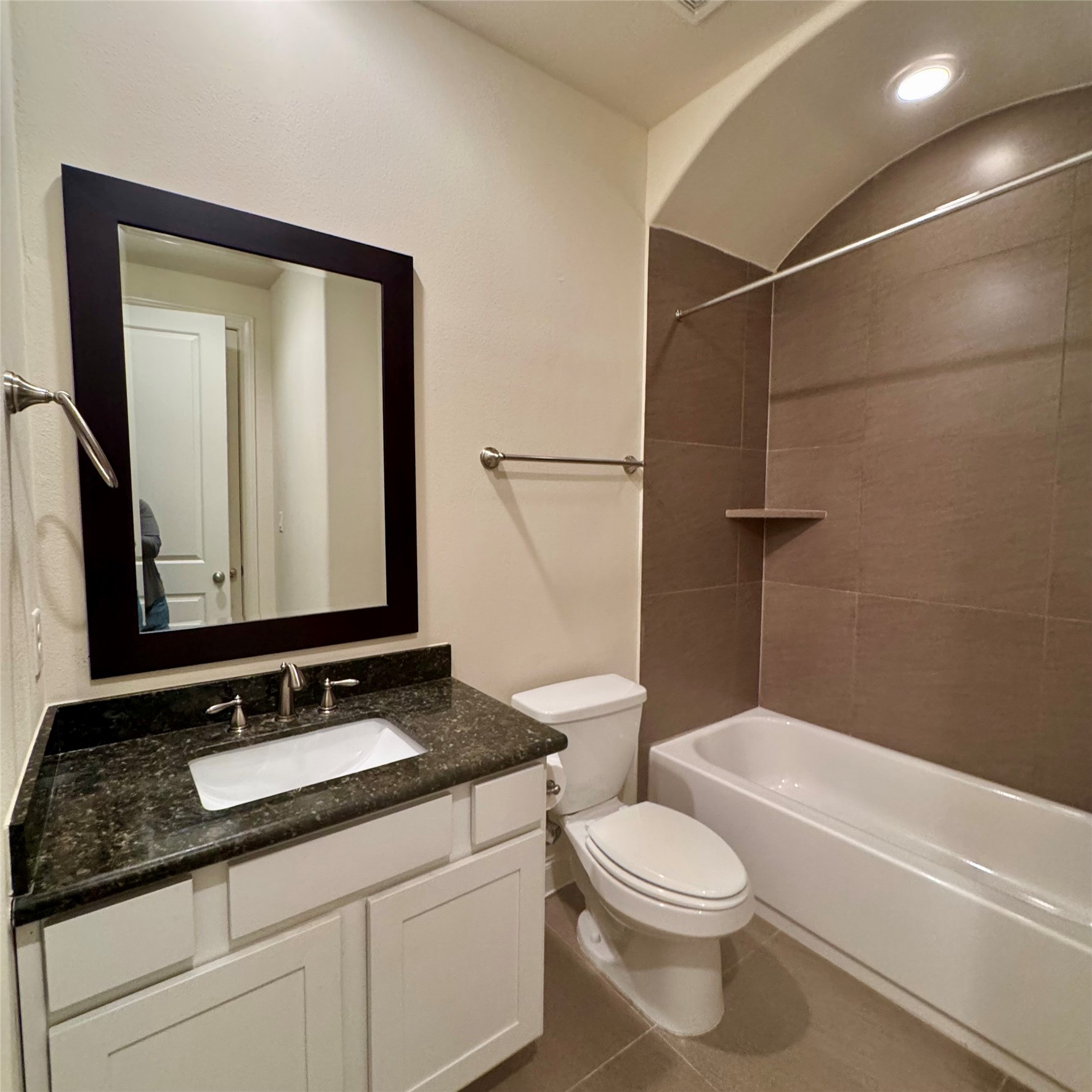 9626 Fannin Station W Property Photo 21