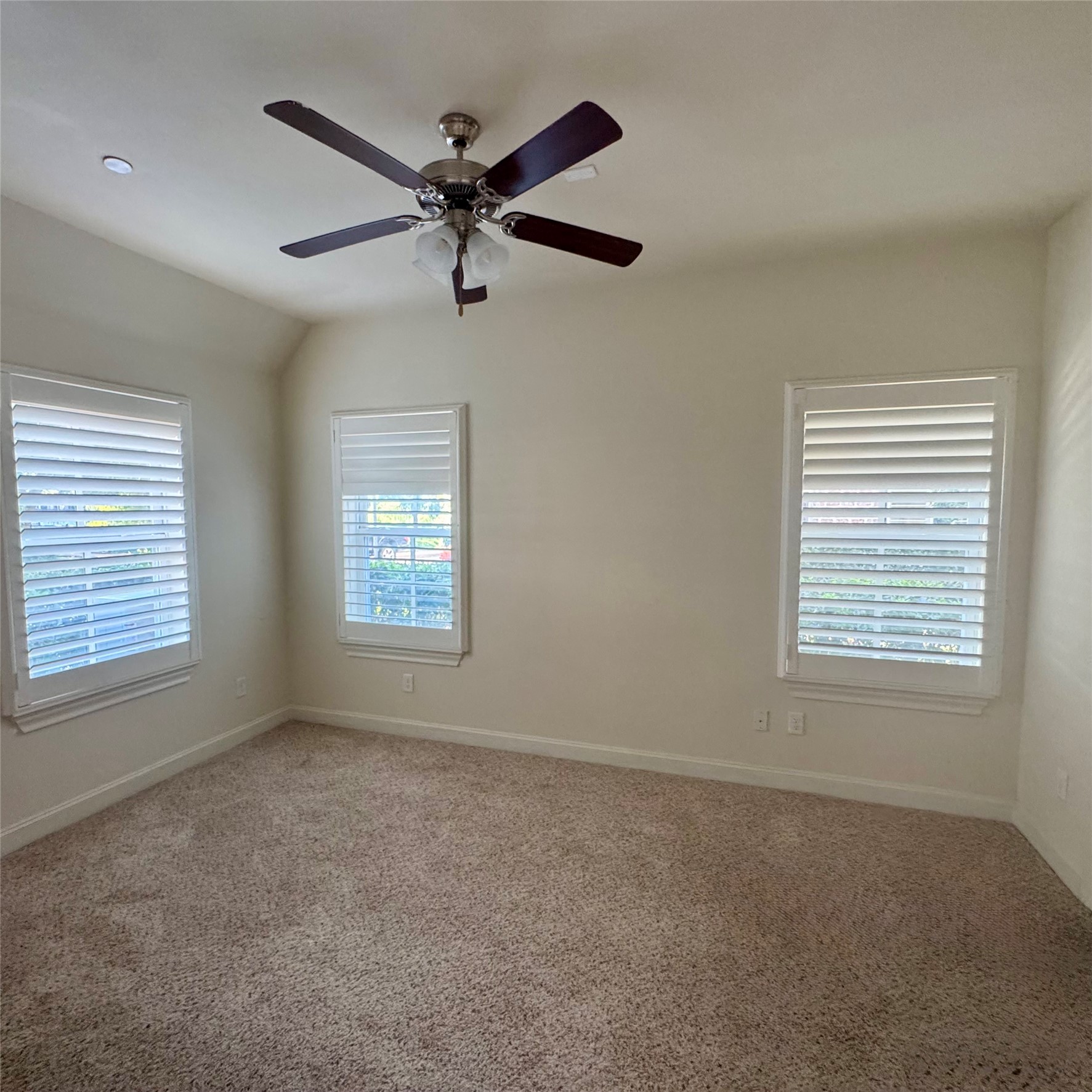 9626 Fannin Station W Property Photo 22