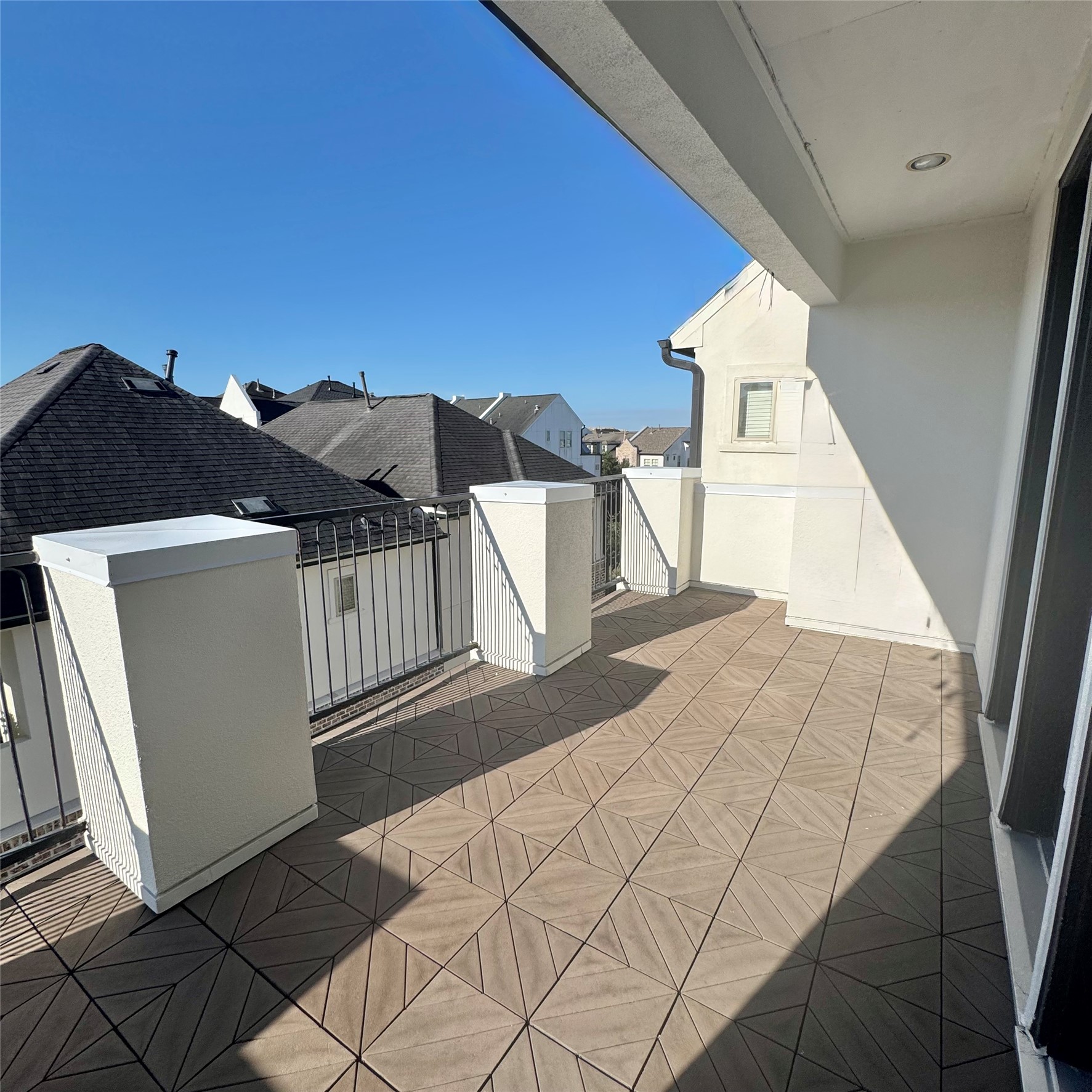 9626 Fannin Station W Property Photo 26