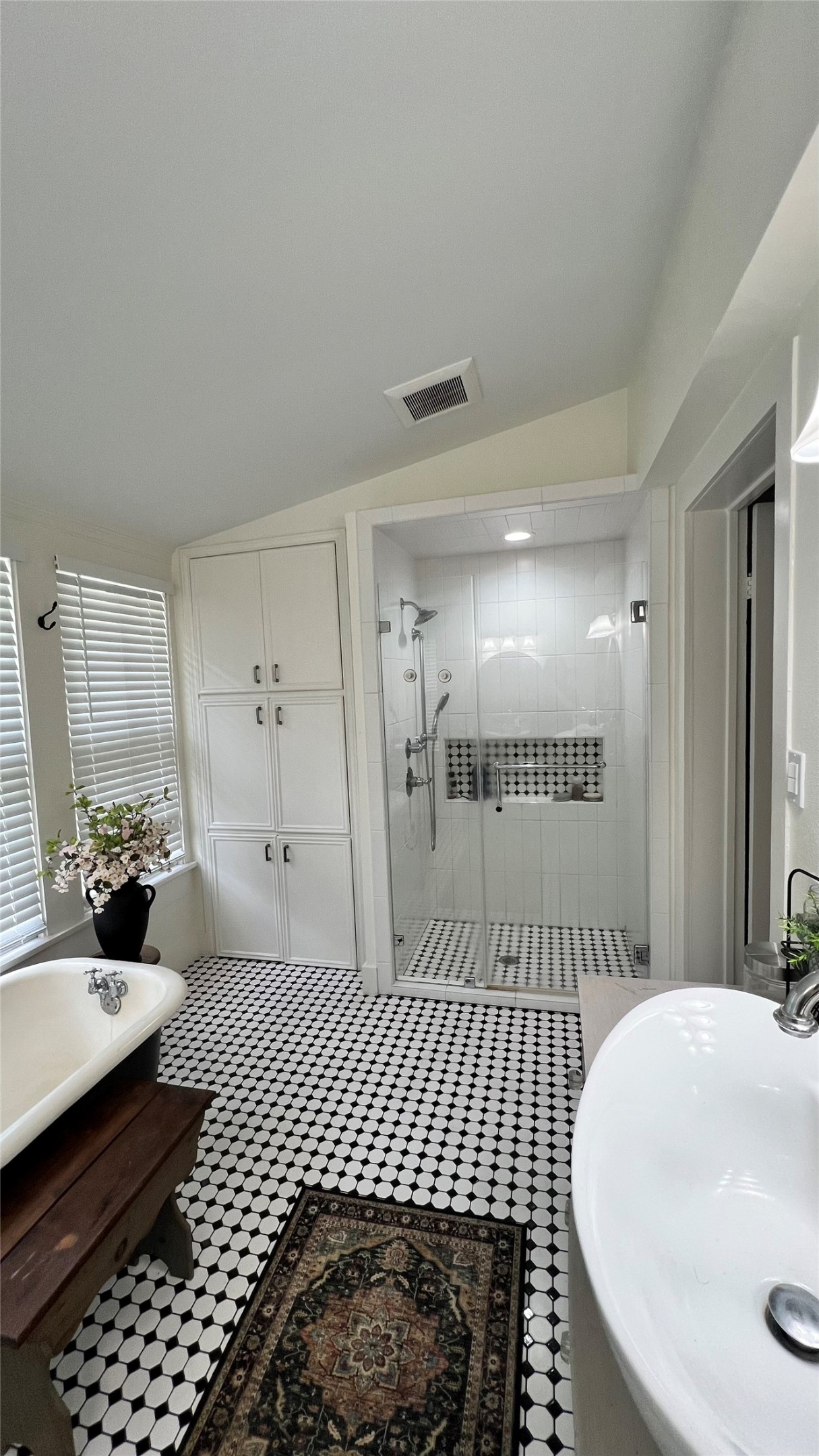636 Franklin Property Photo 28