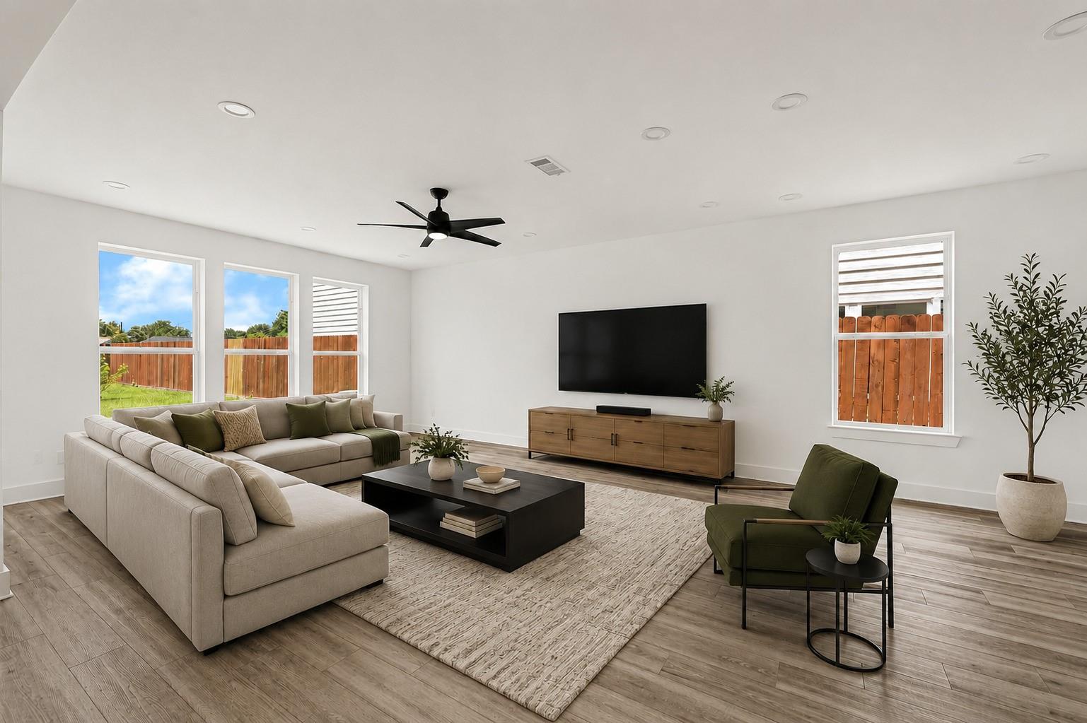 7413 Charlie Street, Houston Tx 77088 Property Photo 8