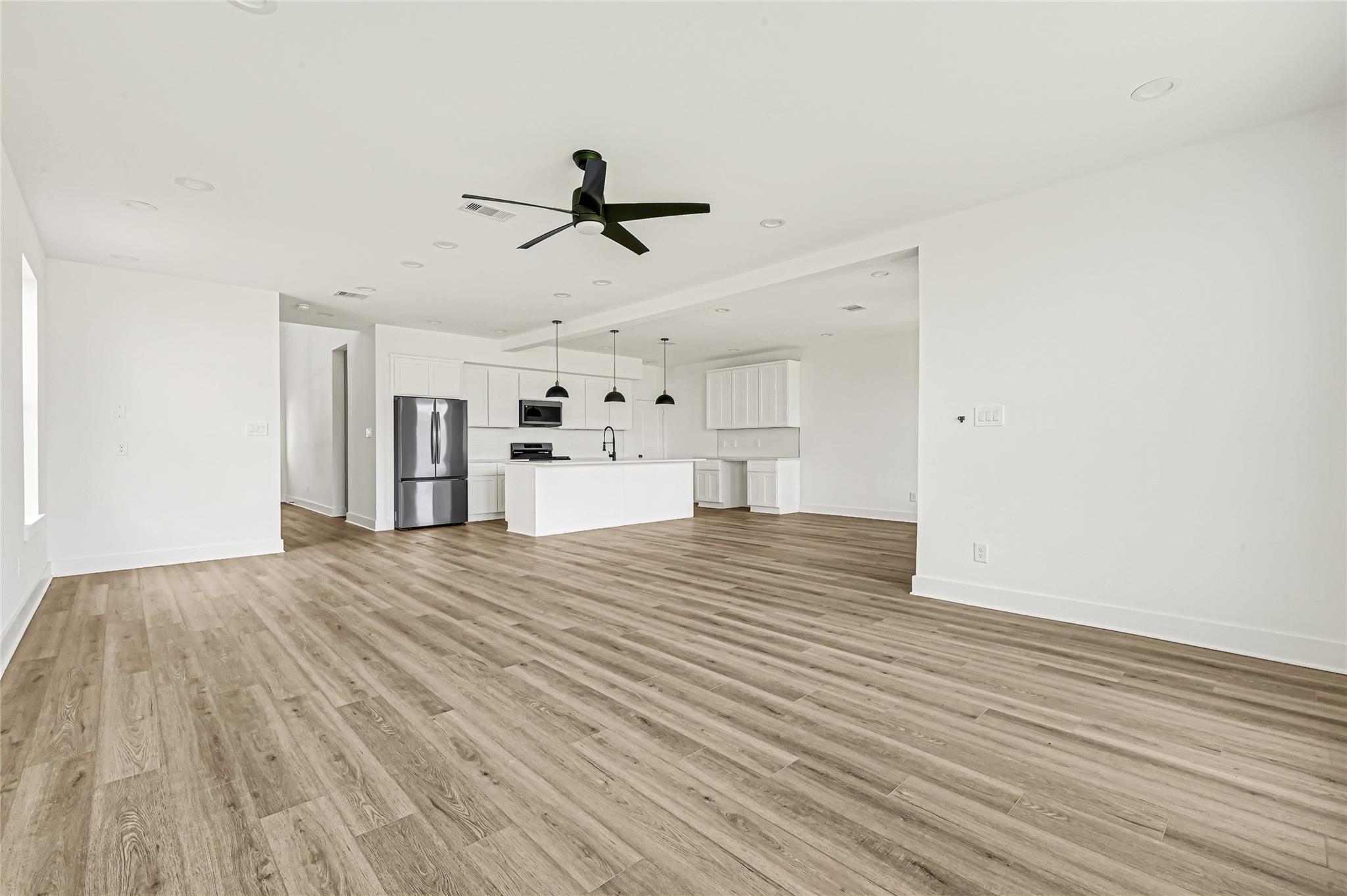7413 Charlie Street, Houston Tx 77088 Property Photo 18