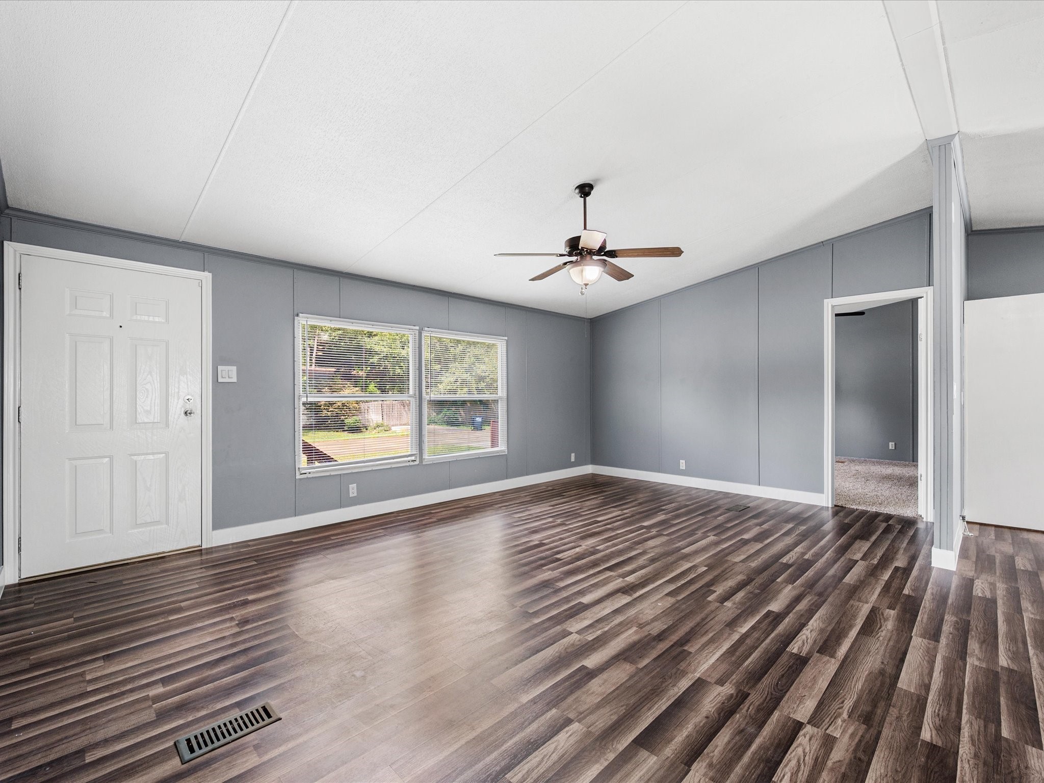 16218 Evergreen Timbers Property Photo 6