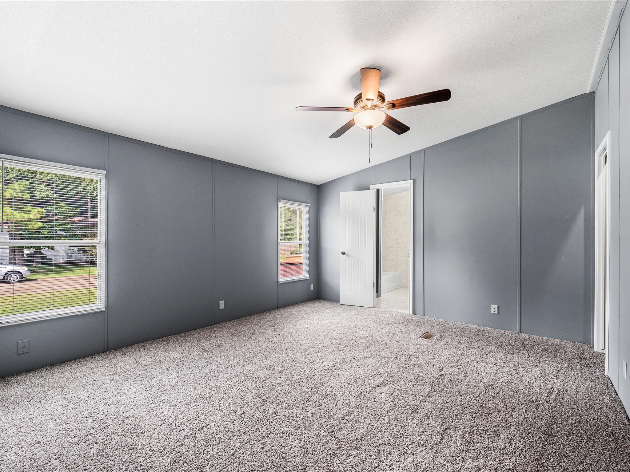 16218 Evergreen Timbers Property Photo 14