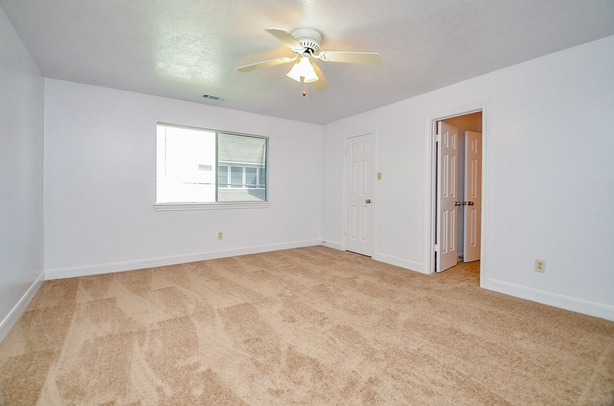 17319 Atherington Place Property Photo 25