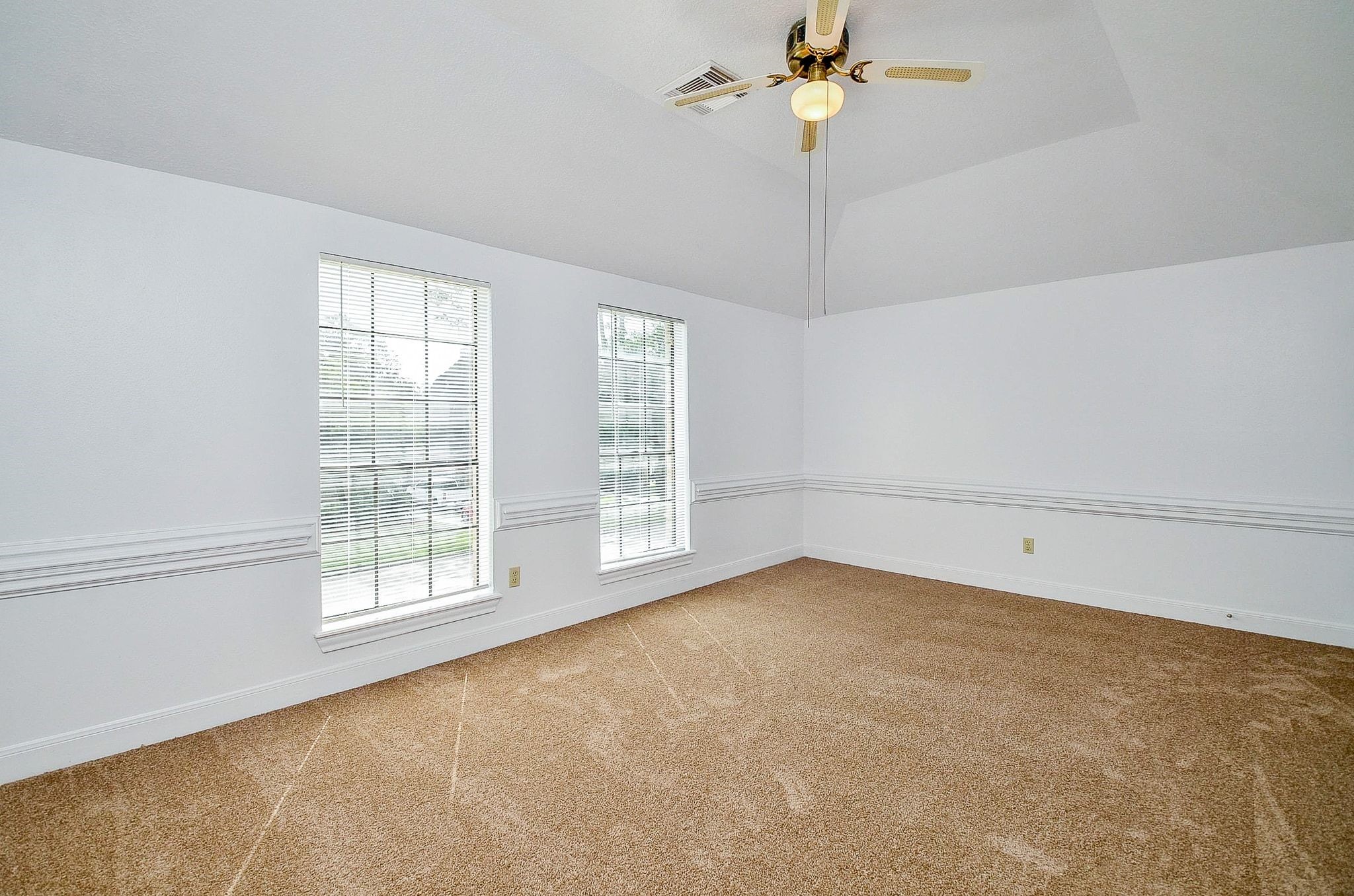 17319 Atherington Place Property Photo 29