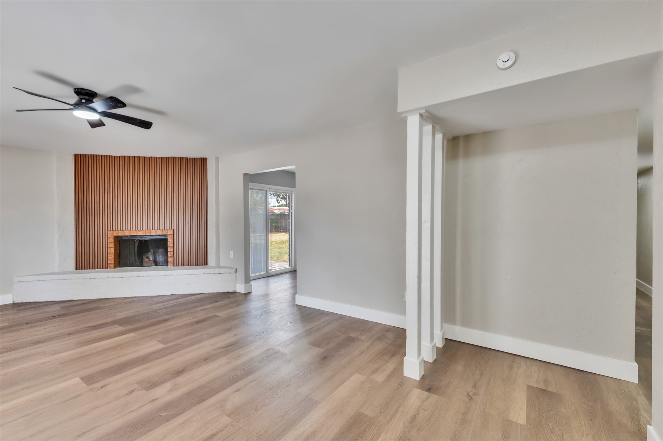 22926 Millgate Drive Property Photo 5