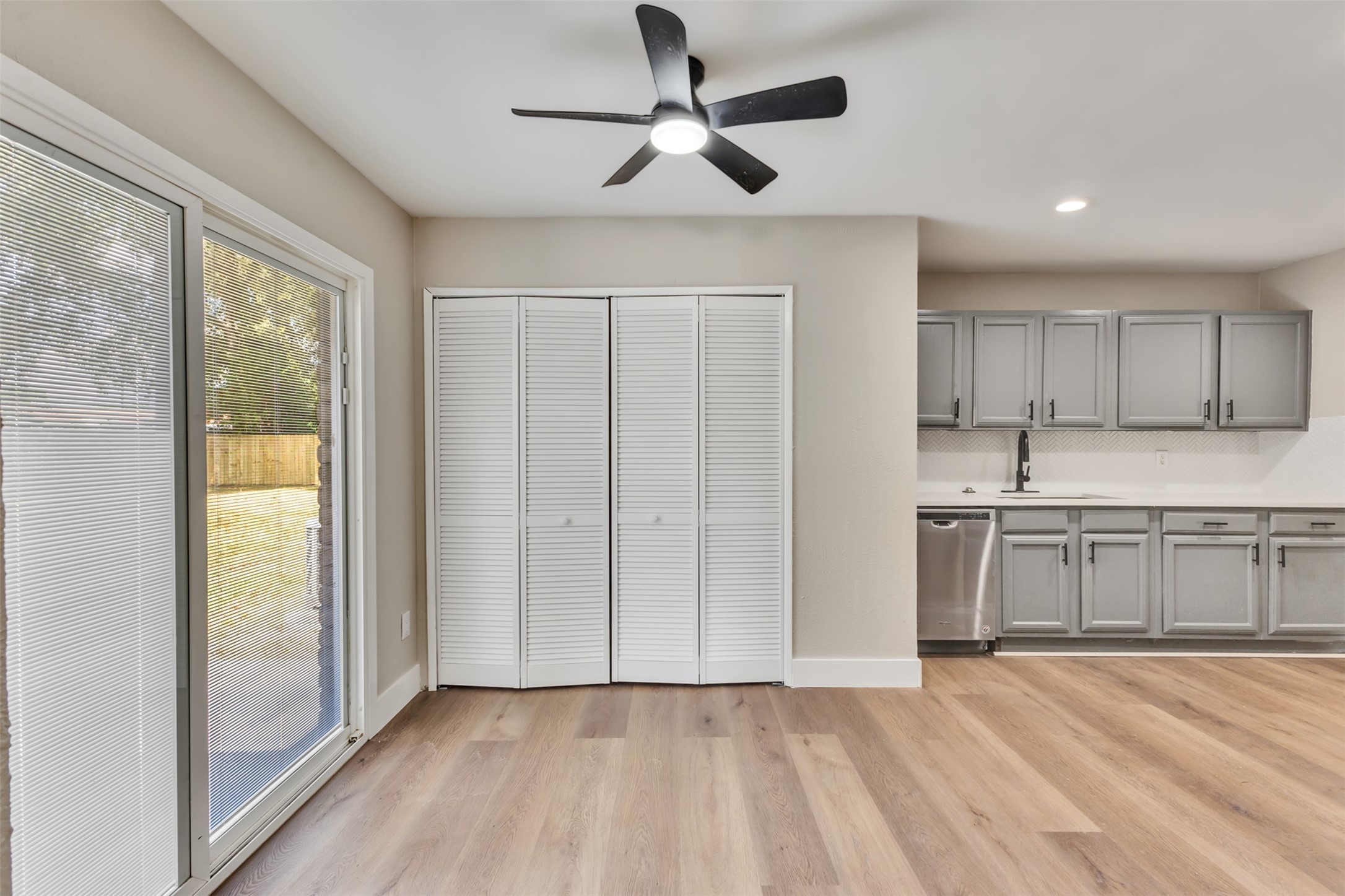 22926 Millgate Drive Property Photo 8