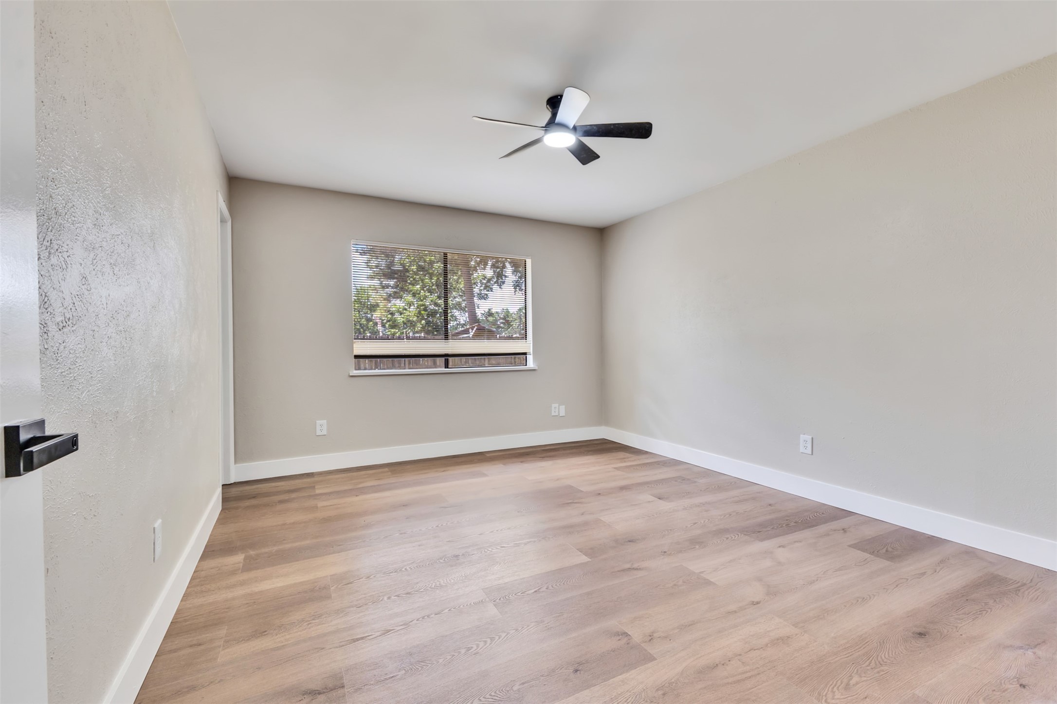 22926 Millgate Drive Property Photo 19
