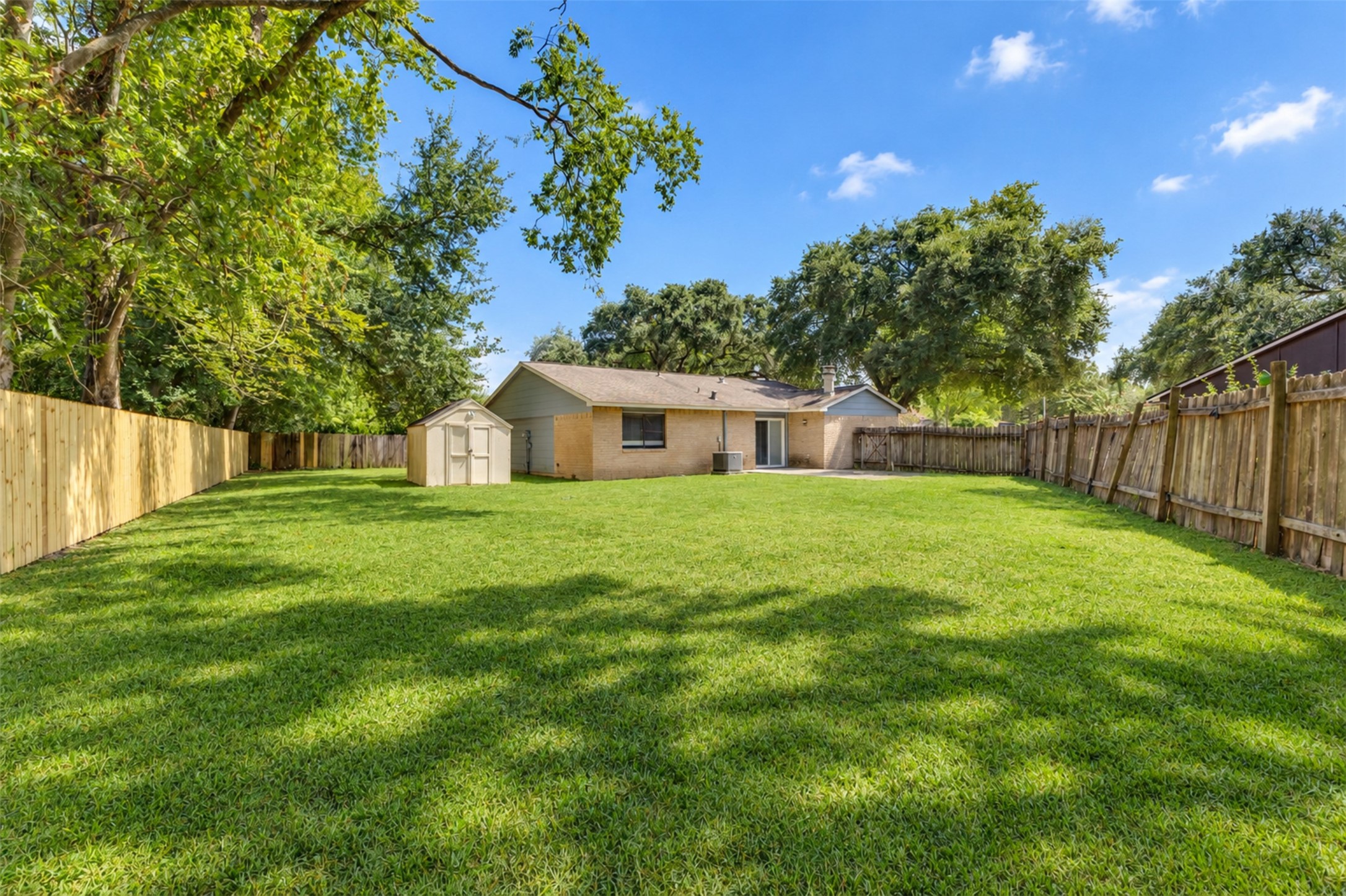 22926 Millgate Drive Property Photo 22
