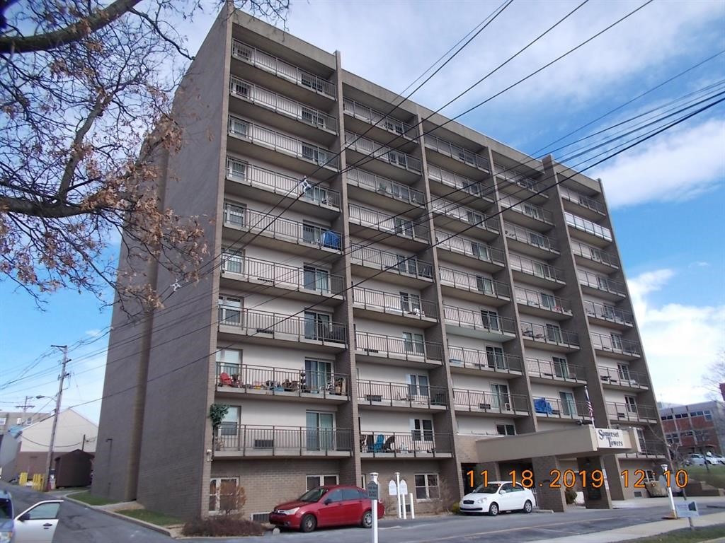 126 W Church St Property Photo 1