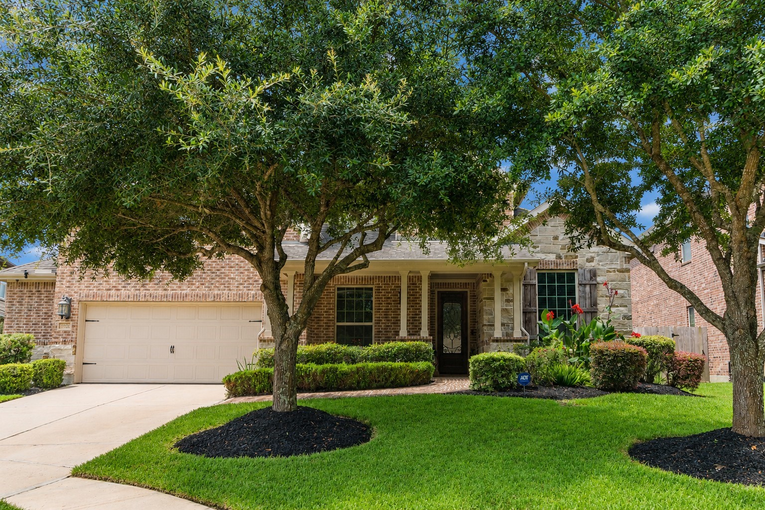 2326 Hamilton Pool Lane Property Photo 3