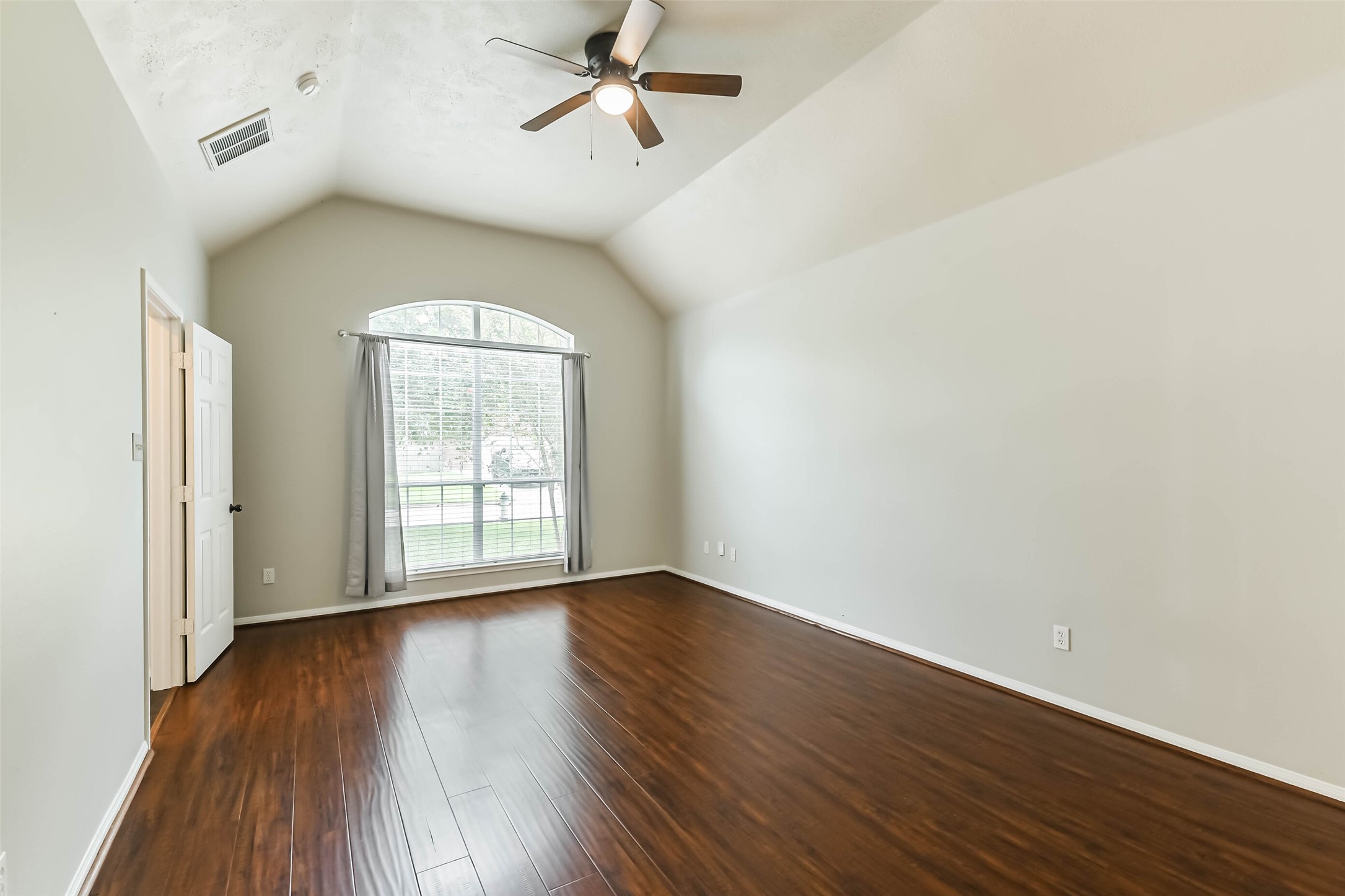 7510 Stonesfield Place Property Photo 20