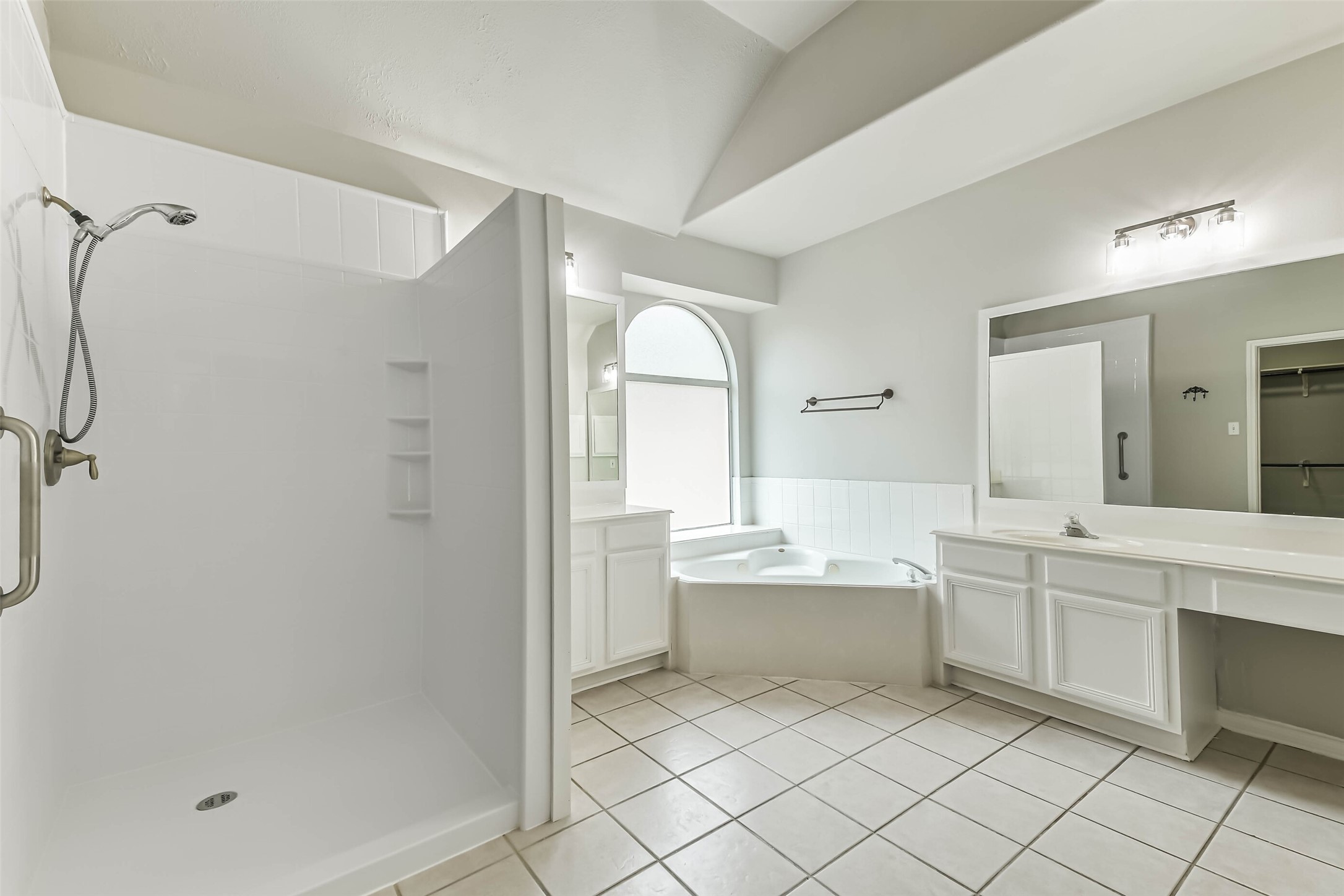 7510 Stonesfield Place Property Photo 22