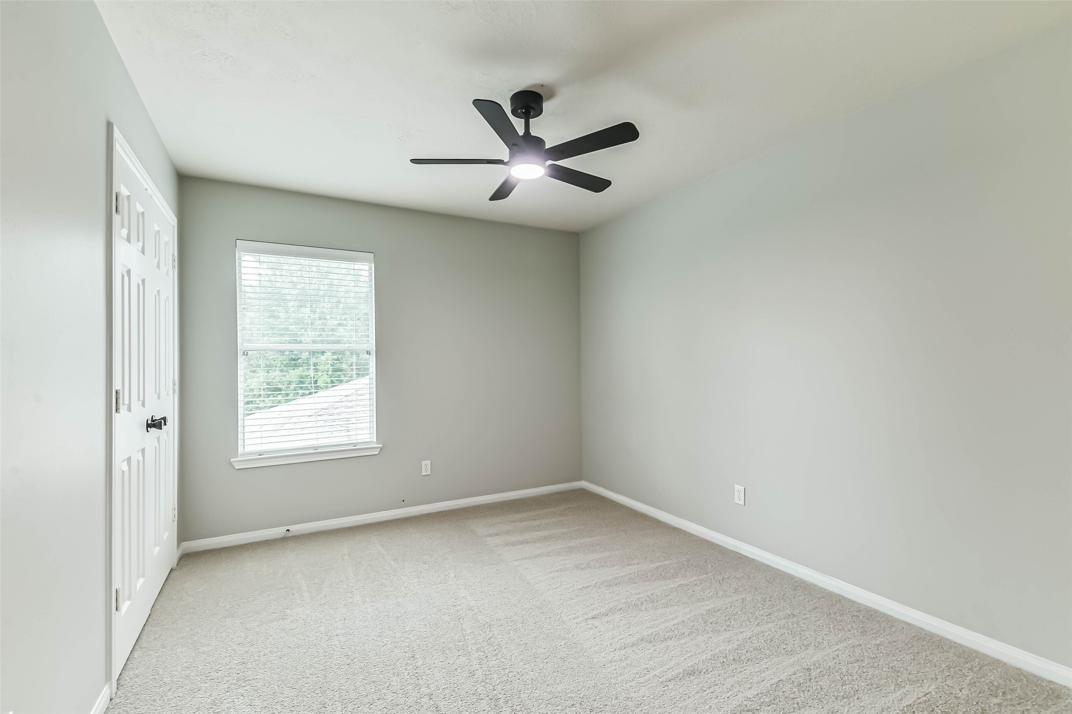 7510 Stonesfield Place Property Photo 28