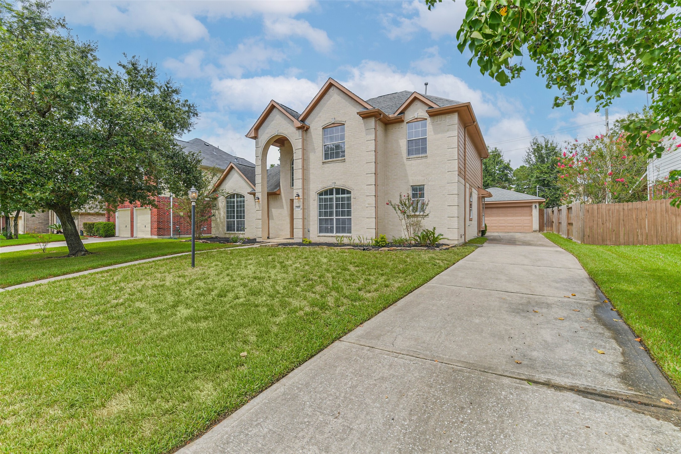 7510 Stonesfield Place Property Photo 38