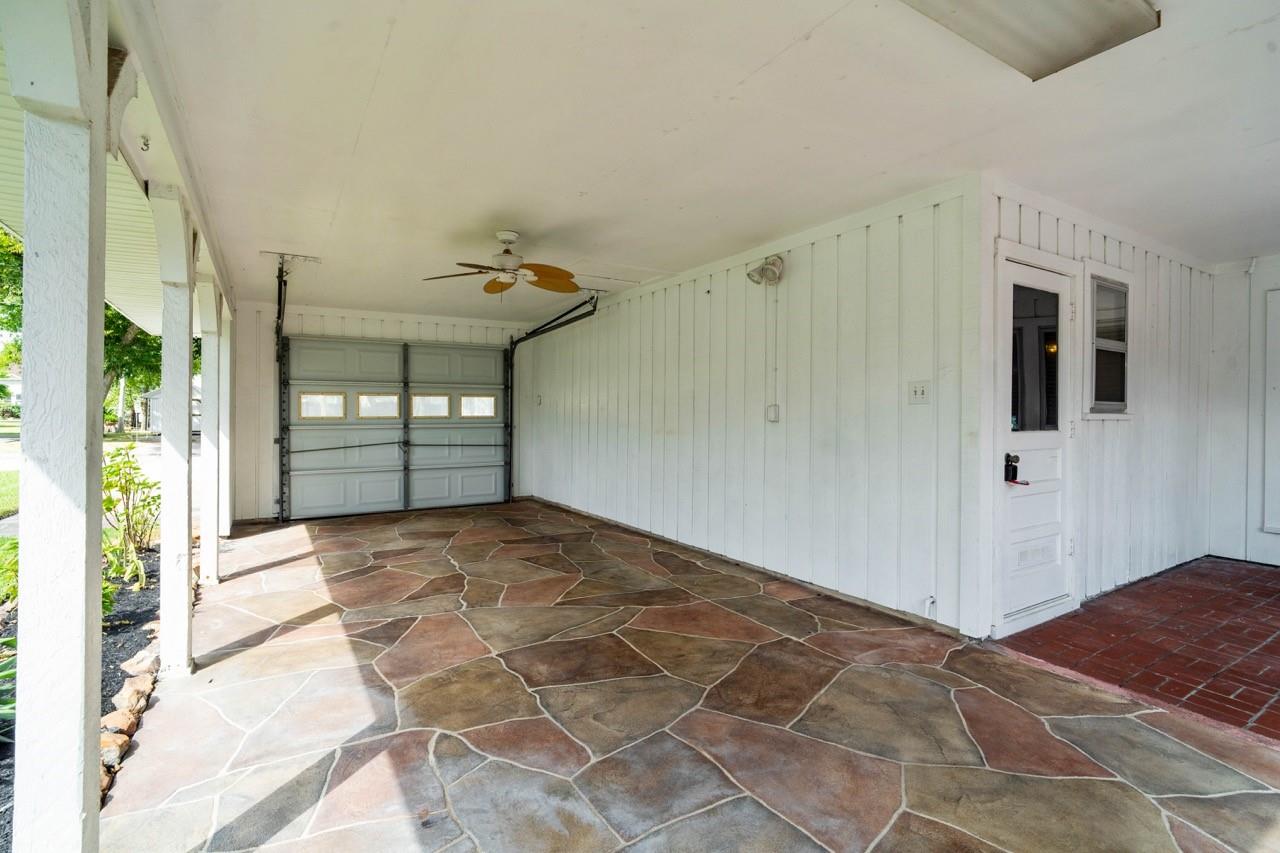 702 3rd Street Property Photo 9