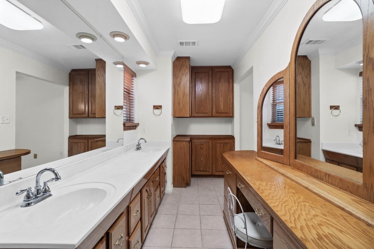 702 3rd Street Property Photo 40