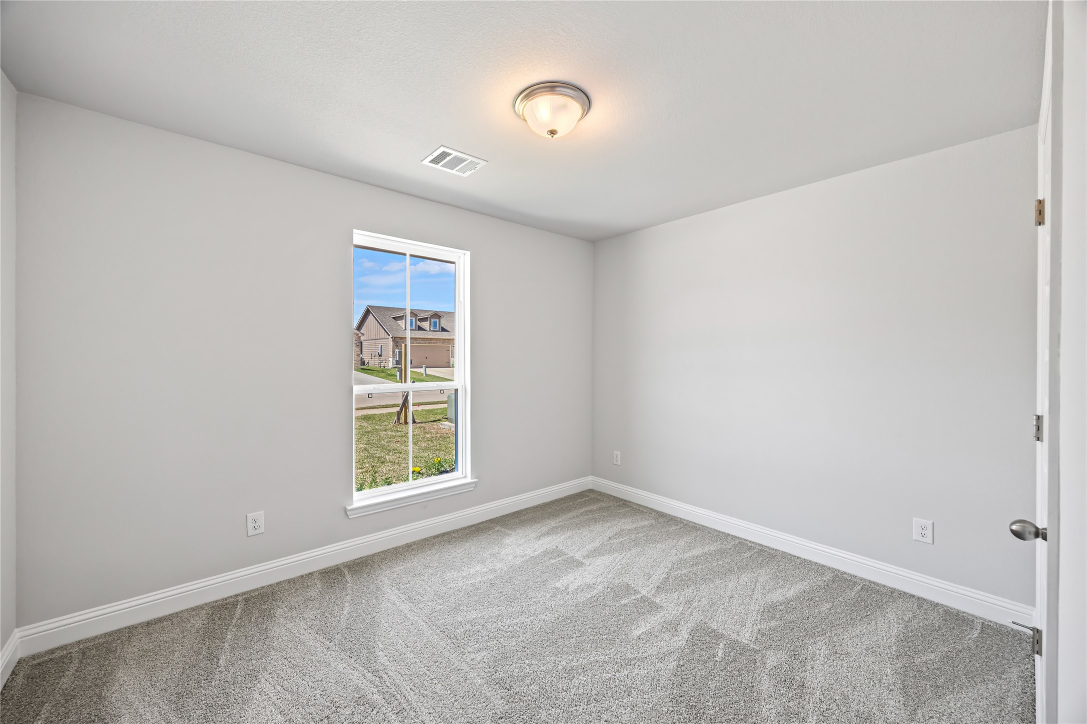 10641 Ellerston Road Property Photo 4