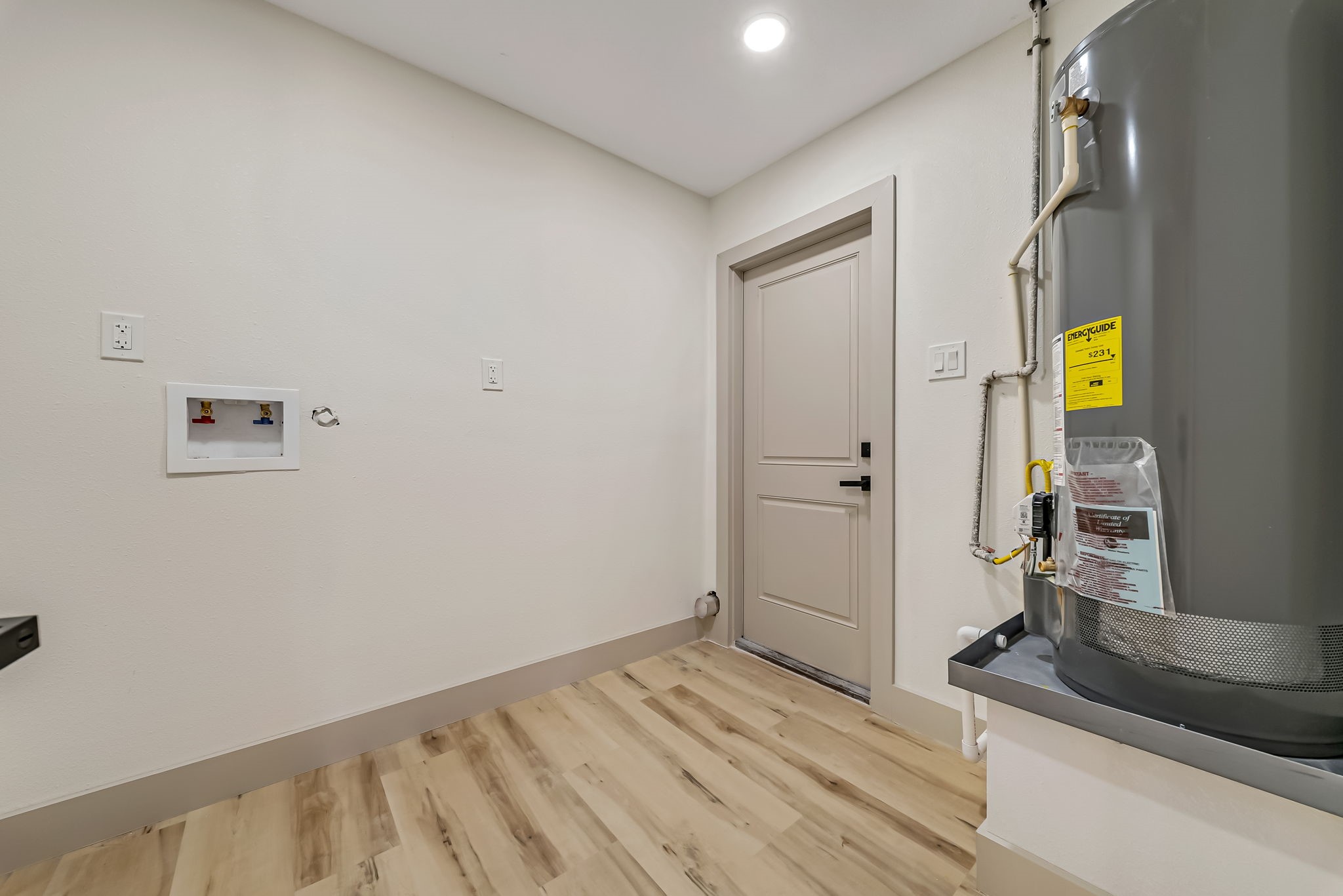 6638 Thornwall Street Property Photo 25