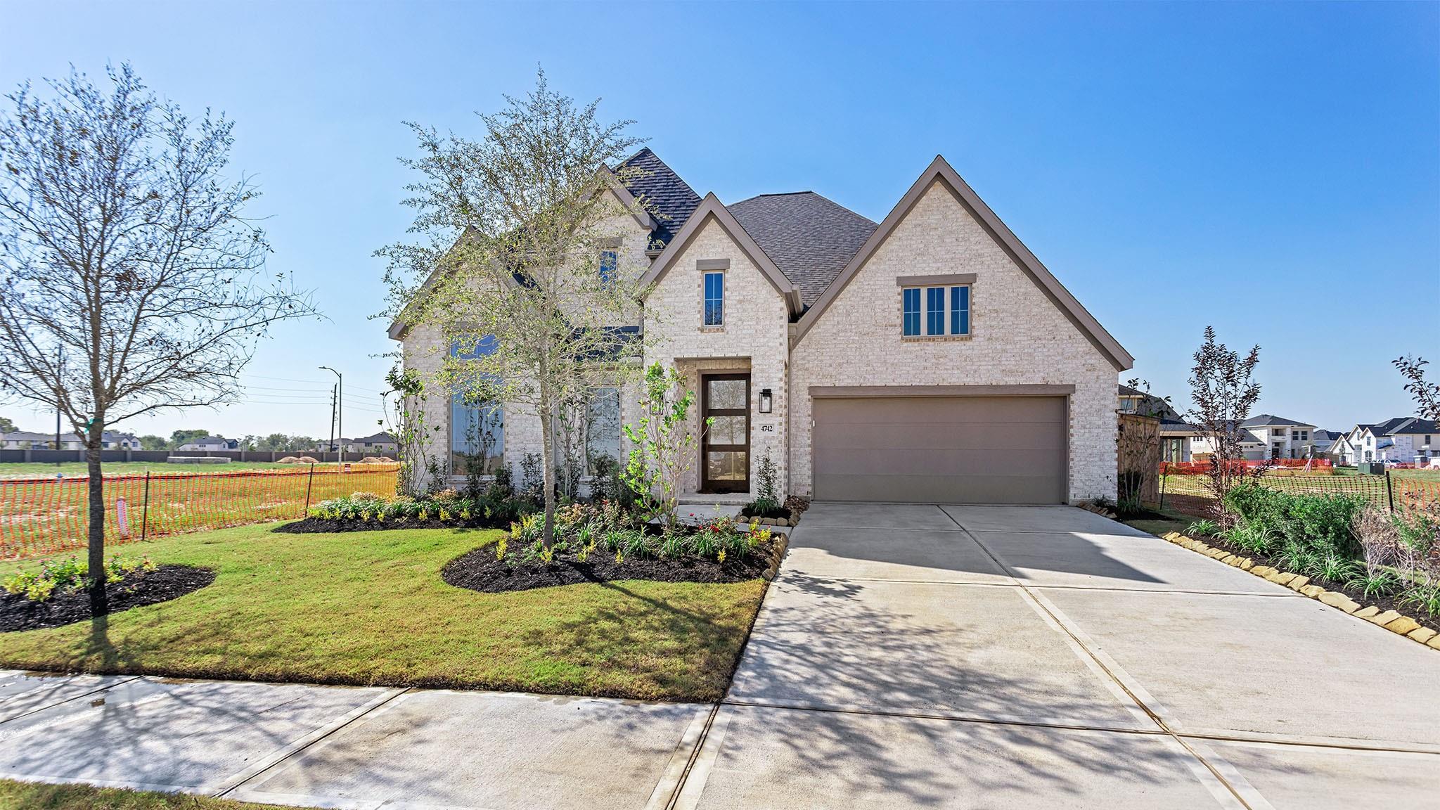 4742 Cascade Waters Lane, Fulshear TX 77441 Property Photo 1
