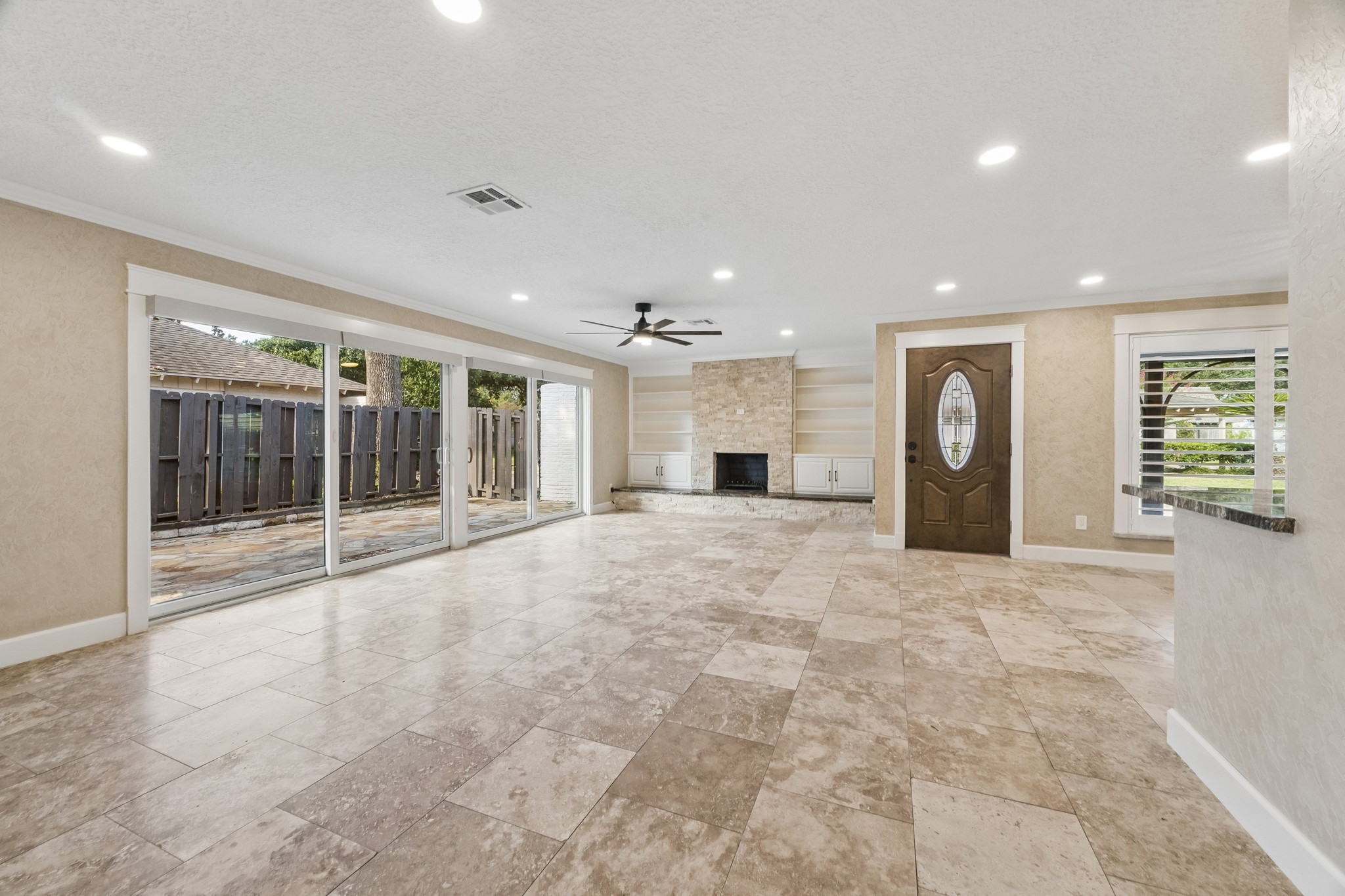 37 Champions Colony E Property Photo 3