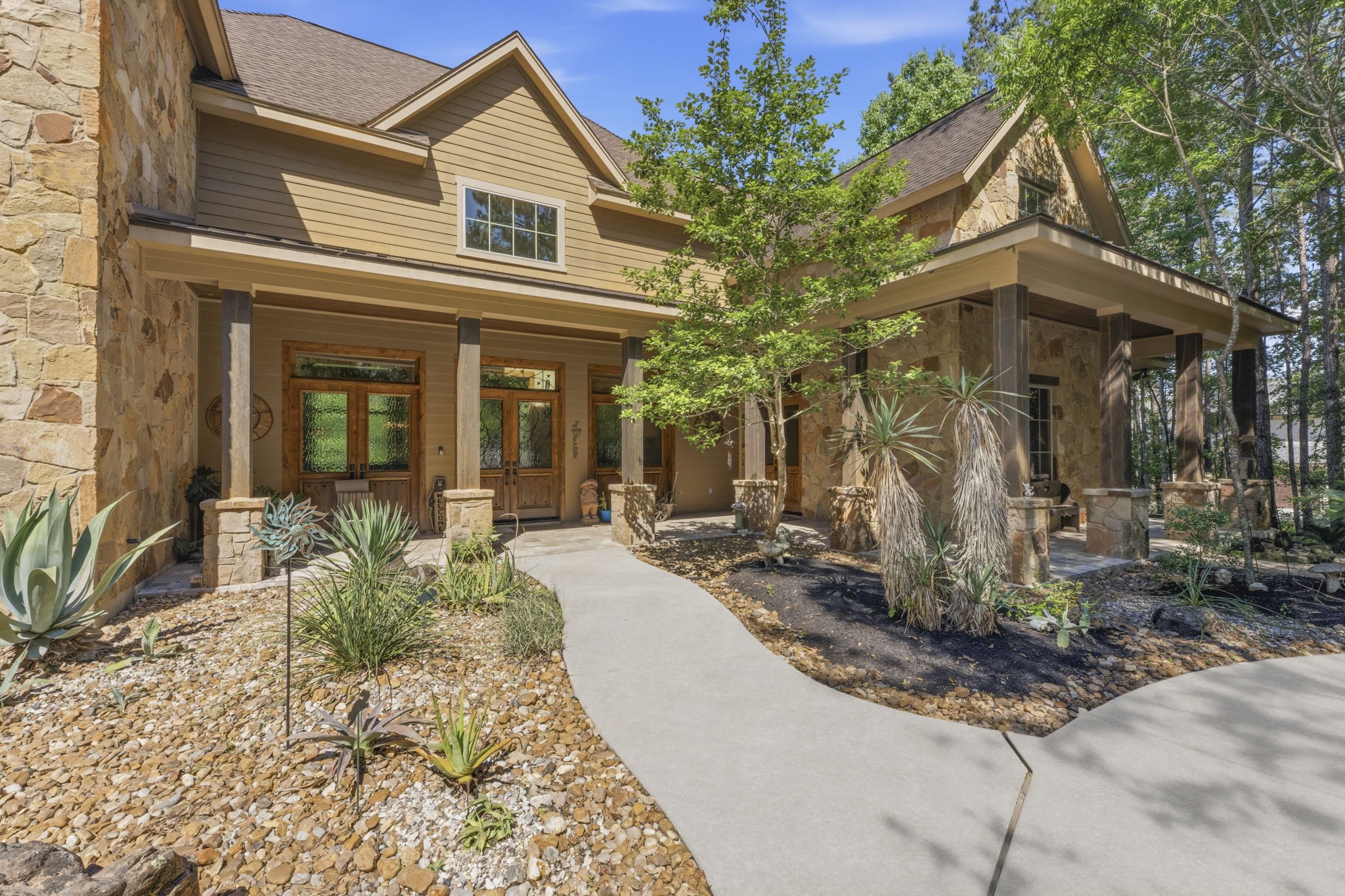 6148 Waltons Point